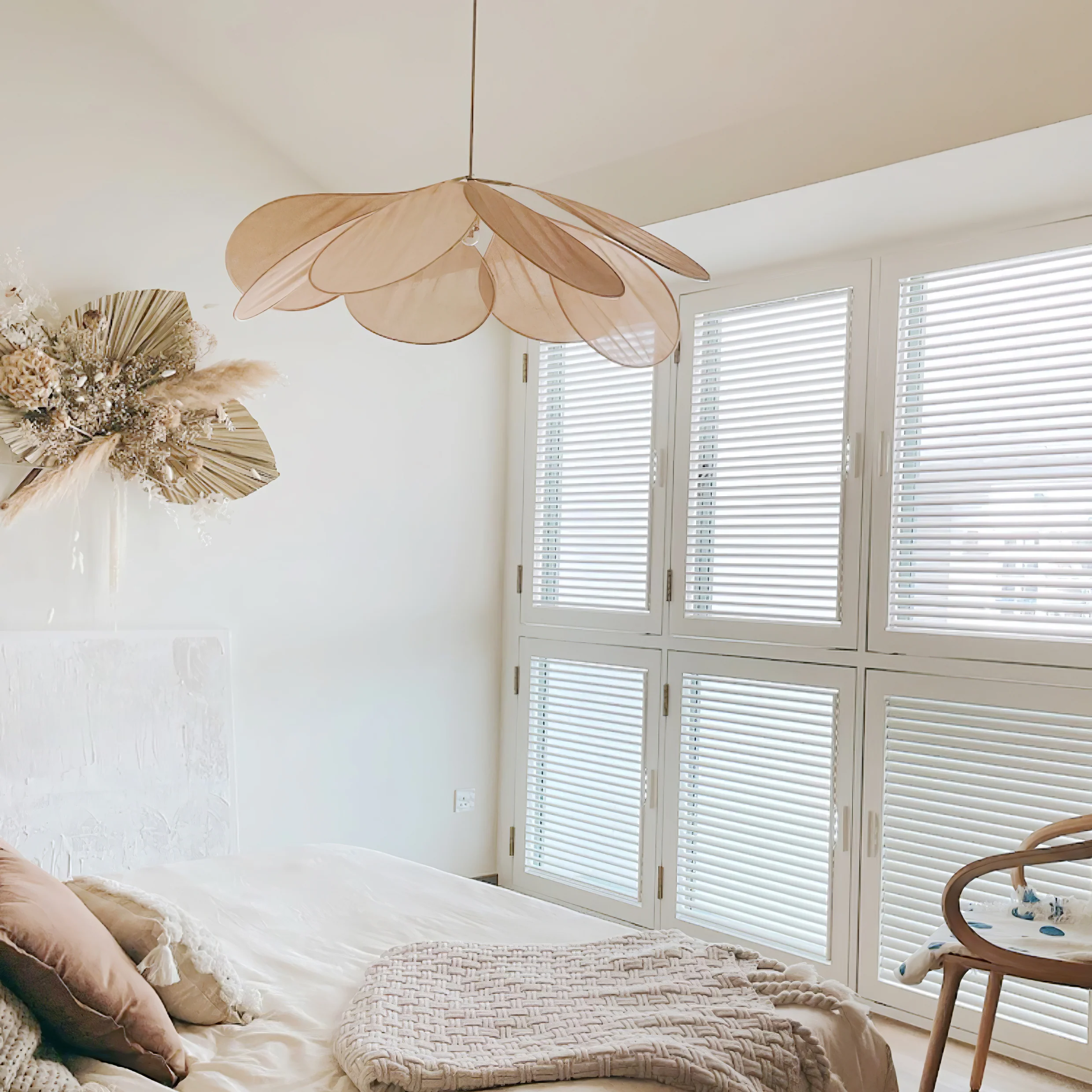 Precieuse Petals Pendant Lamp - Image 73