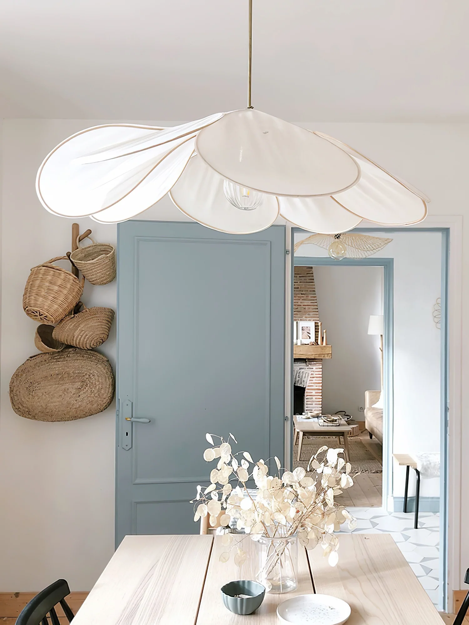 Precieuse Petals Pendant Lamp - Image 78