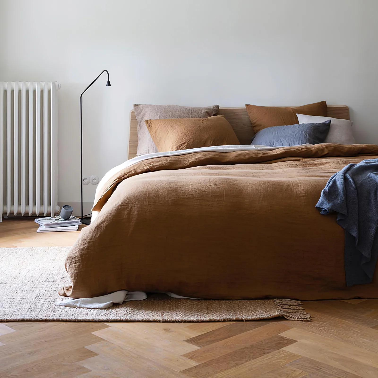 Pureform Floor Lamp - Image 19