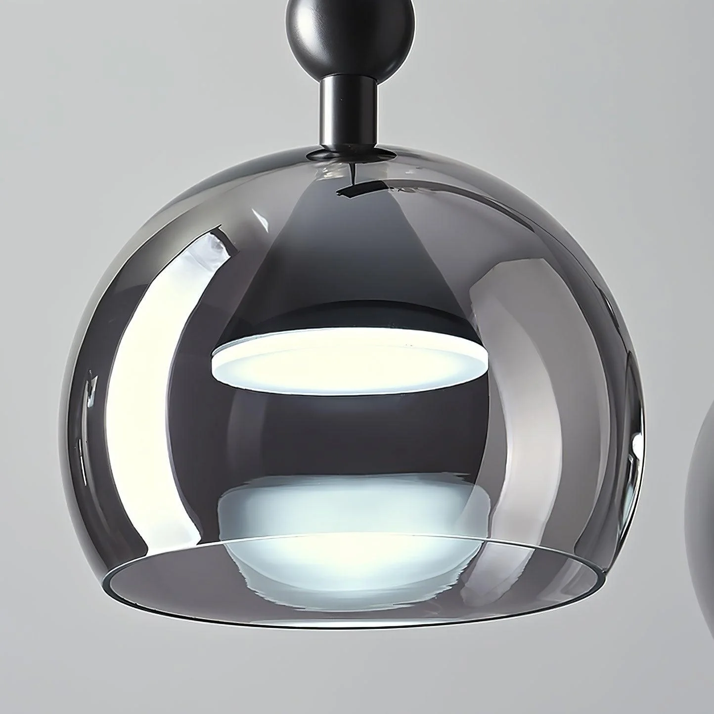 Quartet of Light Glass Pendant Series - Image 36