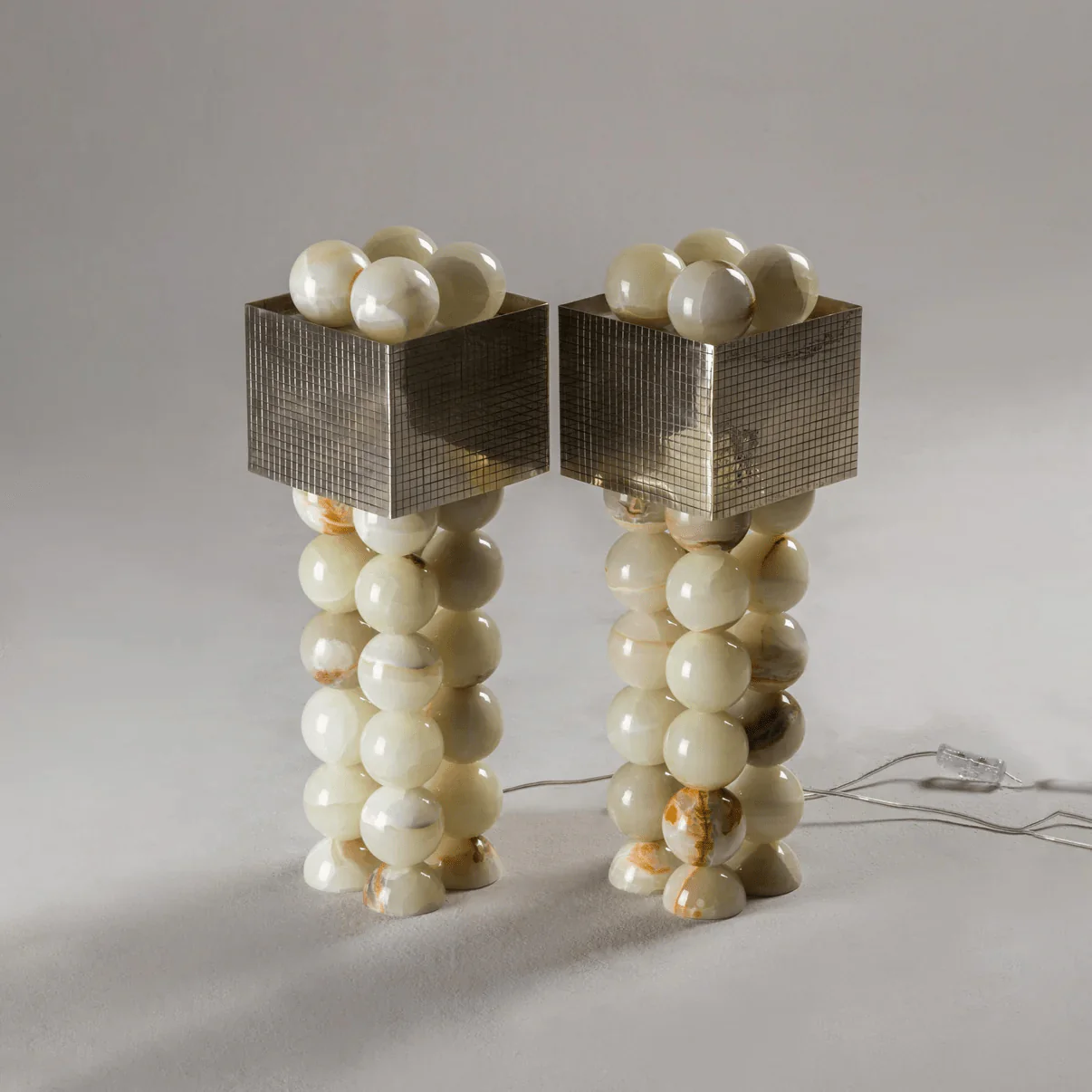 Quava Jade Table Lamp - Image 4