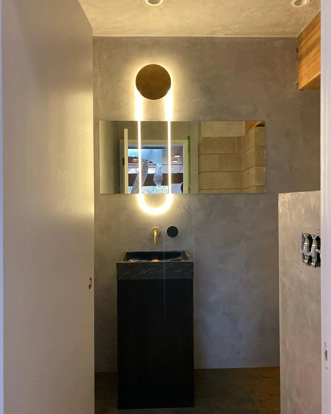 RA Wall Lamp - Image 20