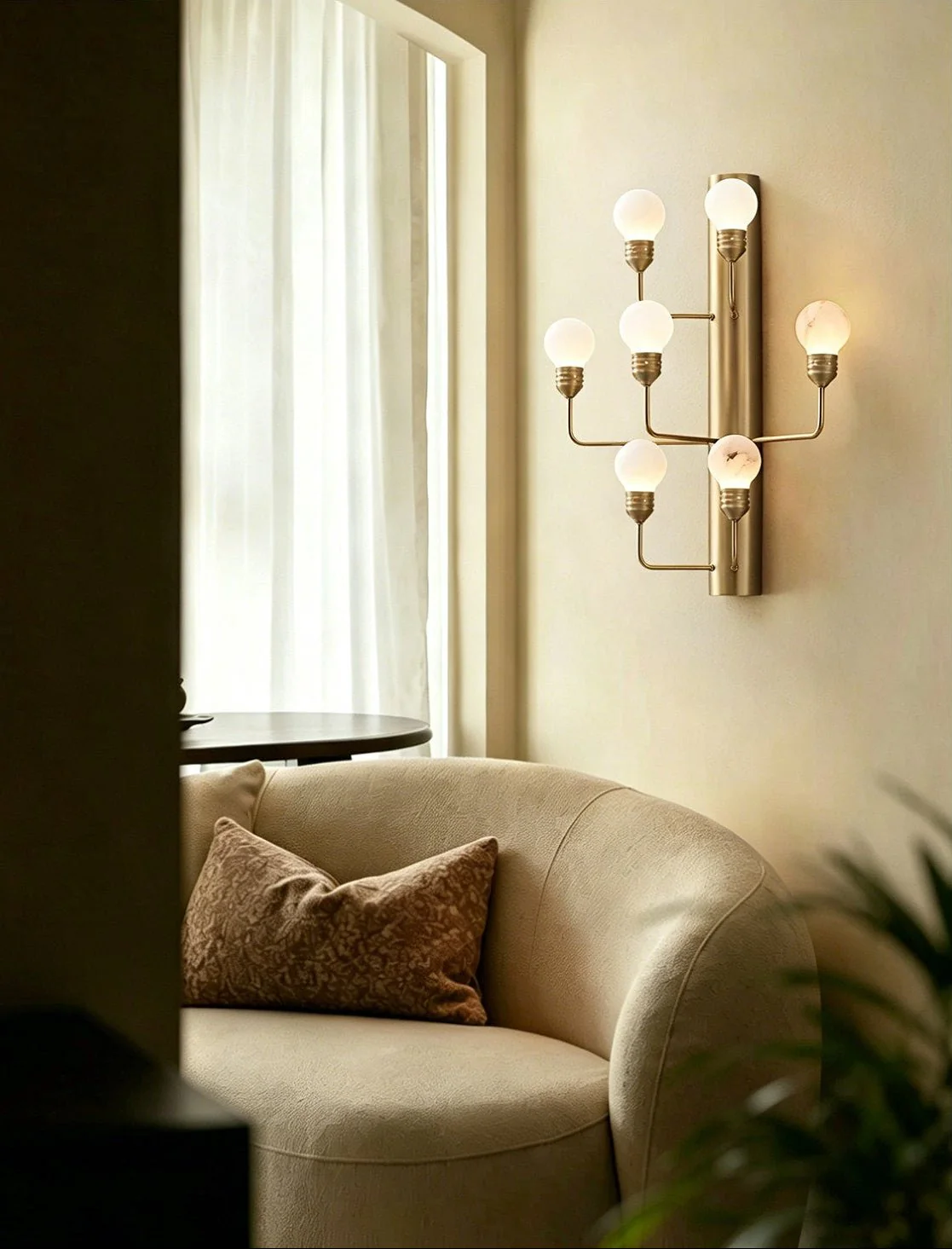 Raggiera Alabaster Globe Wall Sconce - Image 7