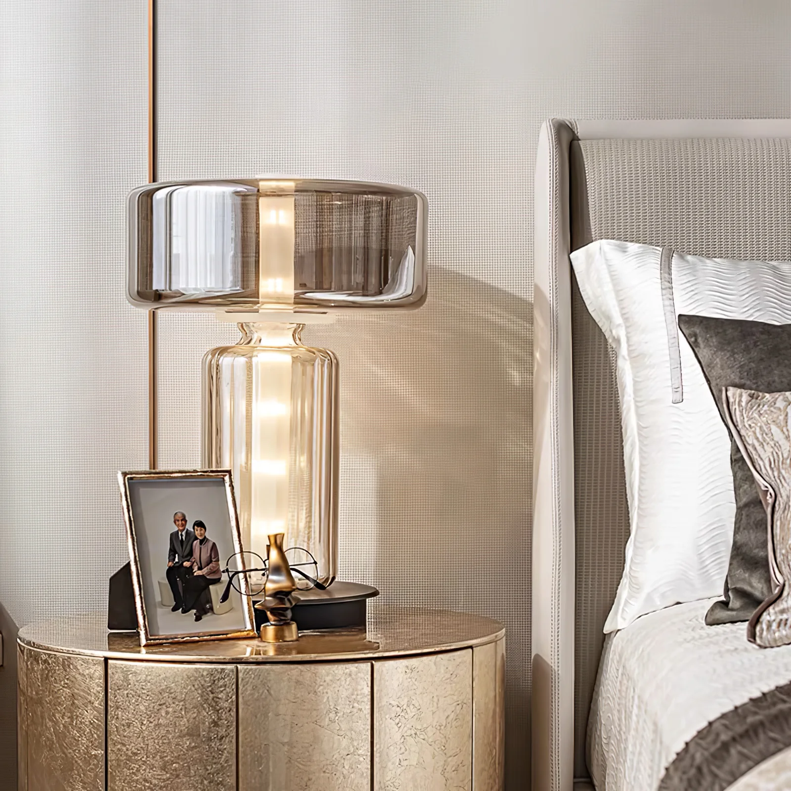 Rapanui Table Lamp - Image 2