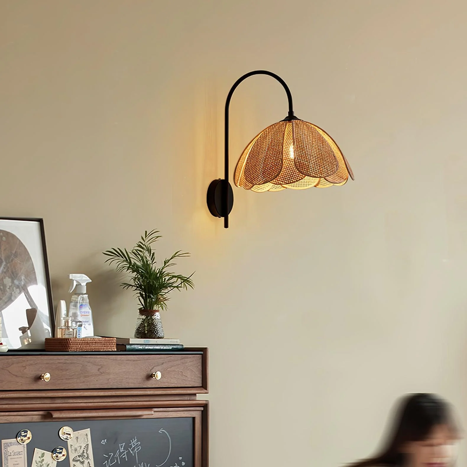 Rattan Petal Wall Lamp - Image 15