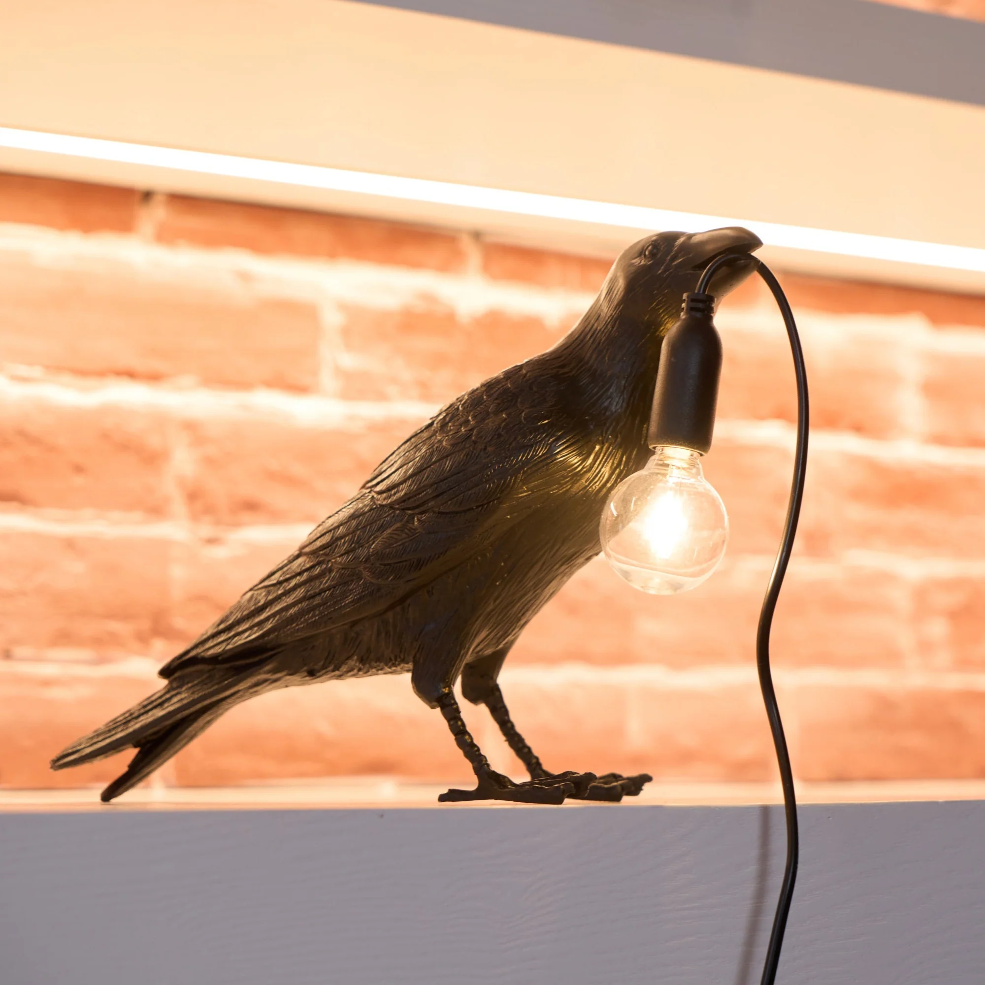 Raven Resin Table Lamp - Image 12