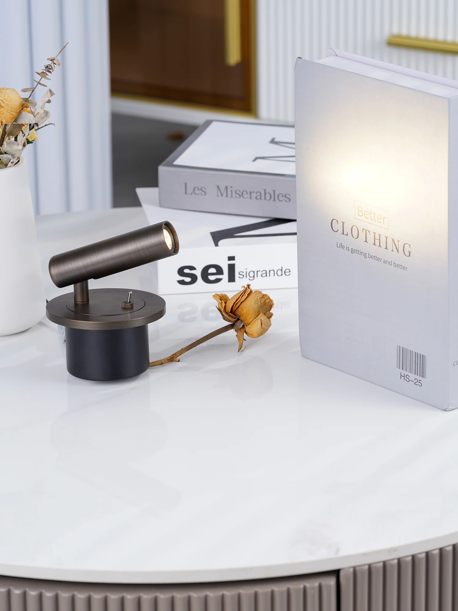 Reading Wall Lamp - Image 11