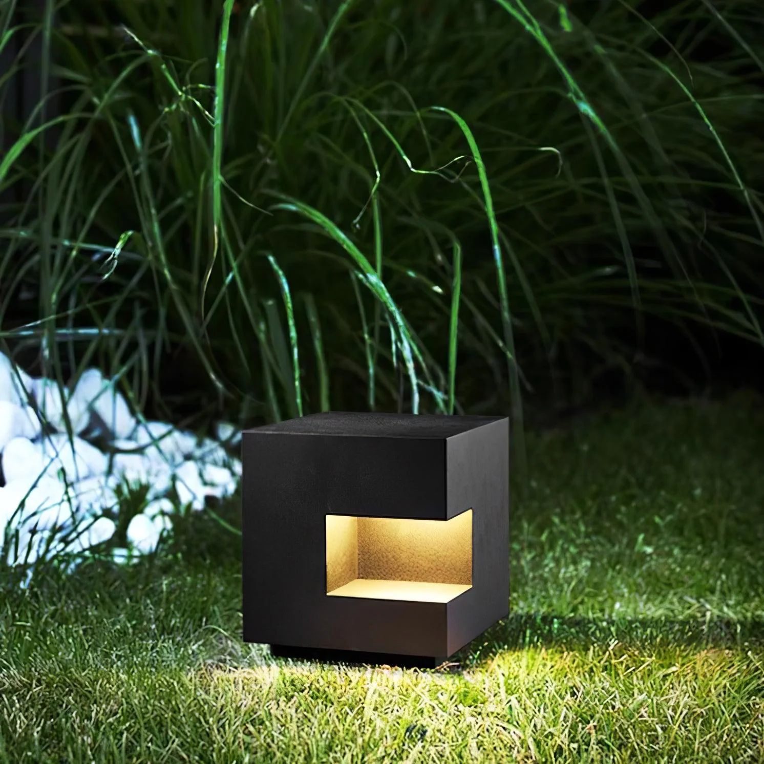 Regular Cube Post Outdoor Light - Image 15
