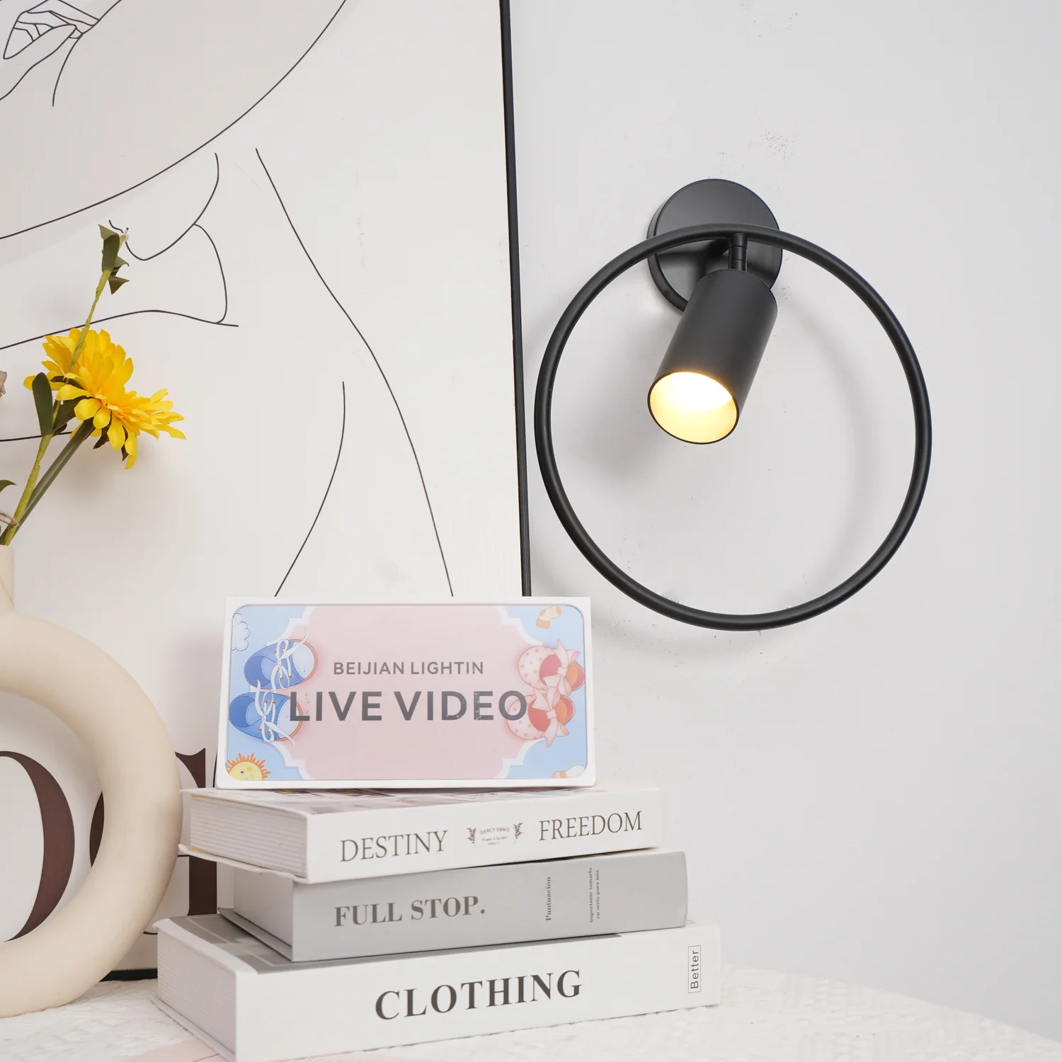 Revolta Wall Lamp - Image 6