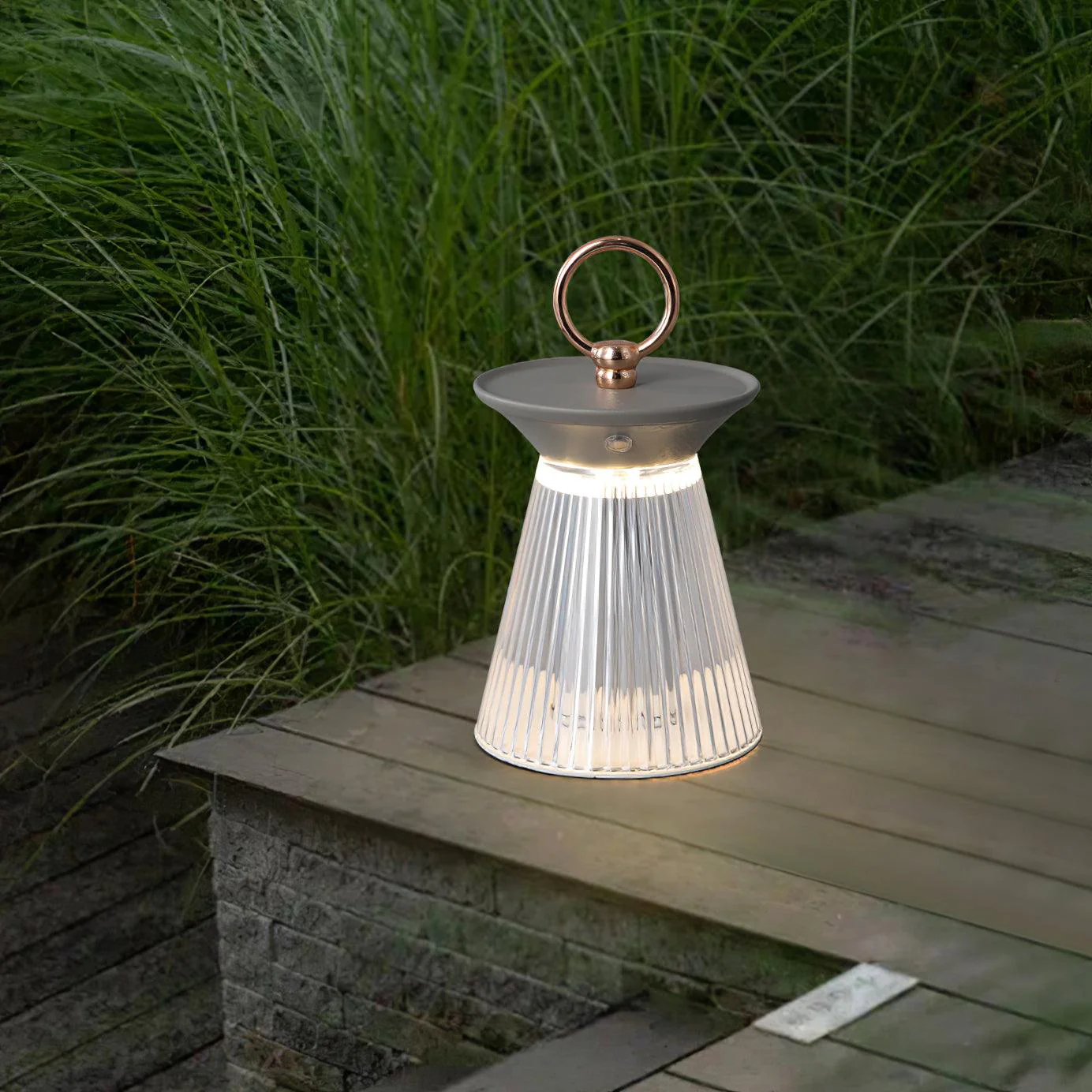 Ribbed Acrylic Built-in Battery Table Lamp - Image 3