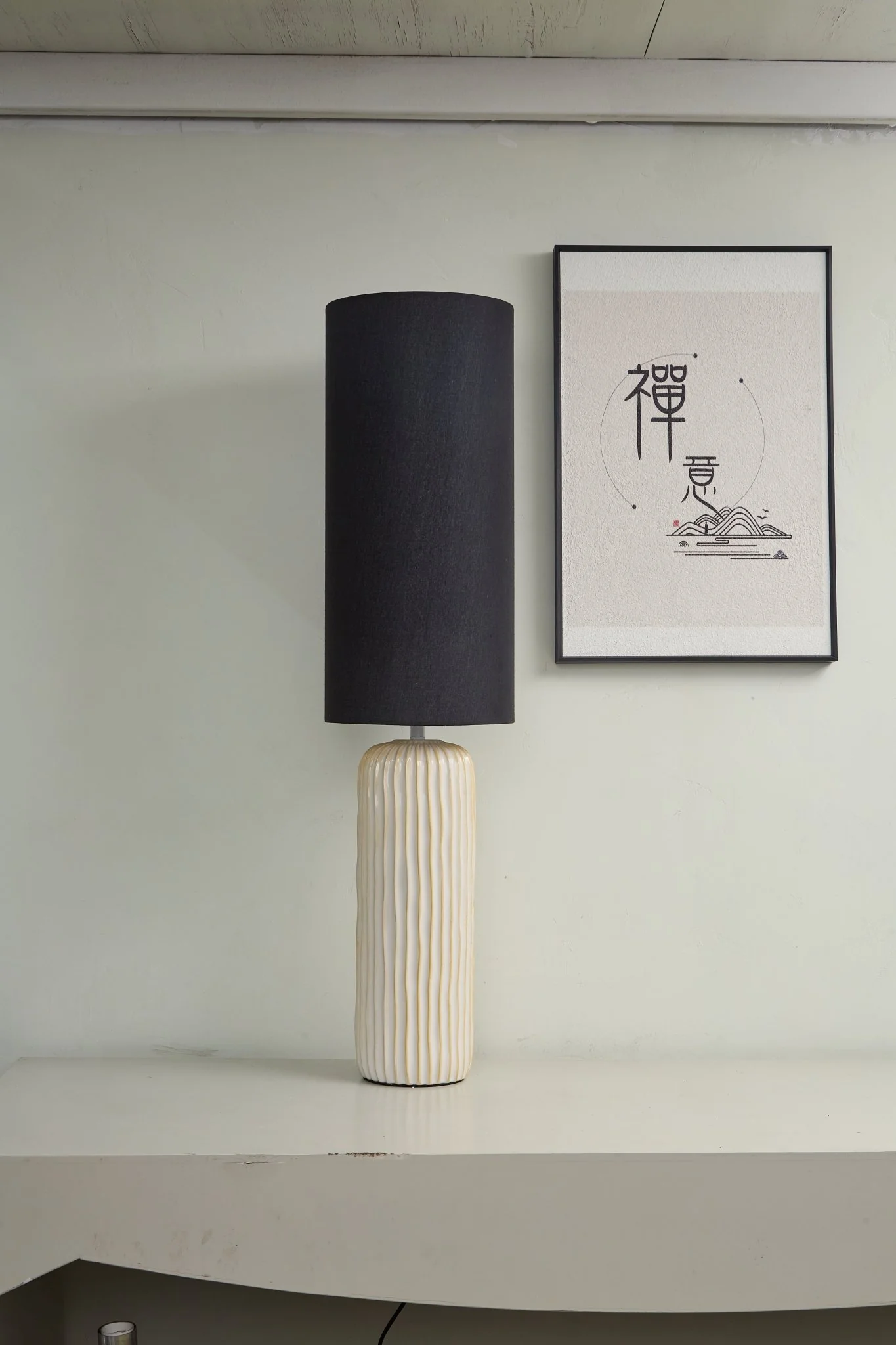 Ribbed Ceramic Column Table Lamp - Image 7