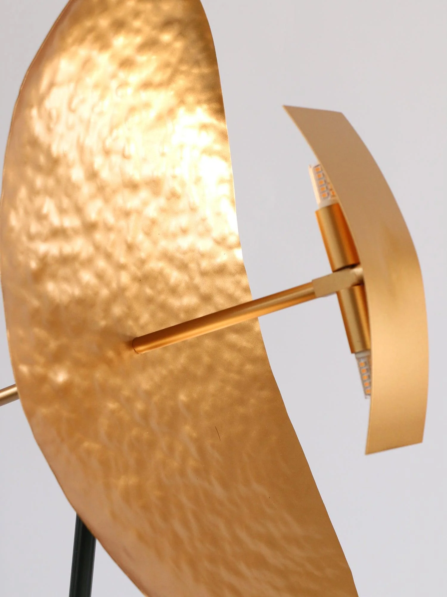 Ribot Floor Lamp - Image 15