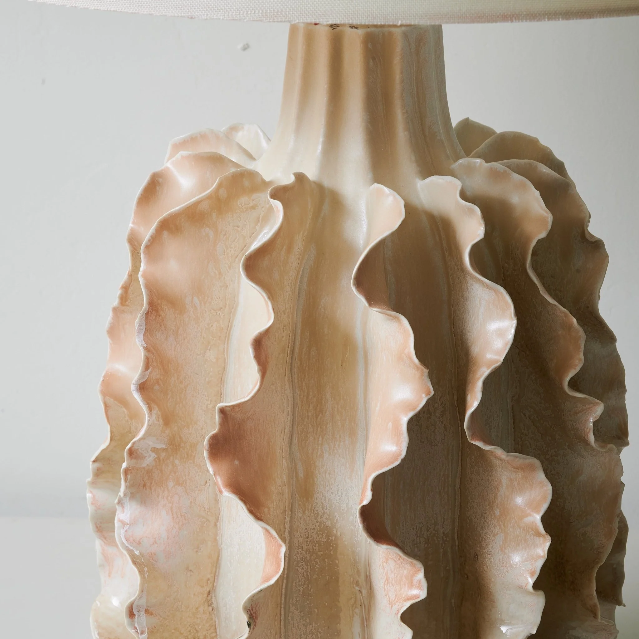 Rippled Clay Table Lamp - Image 7