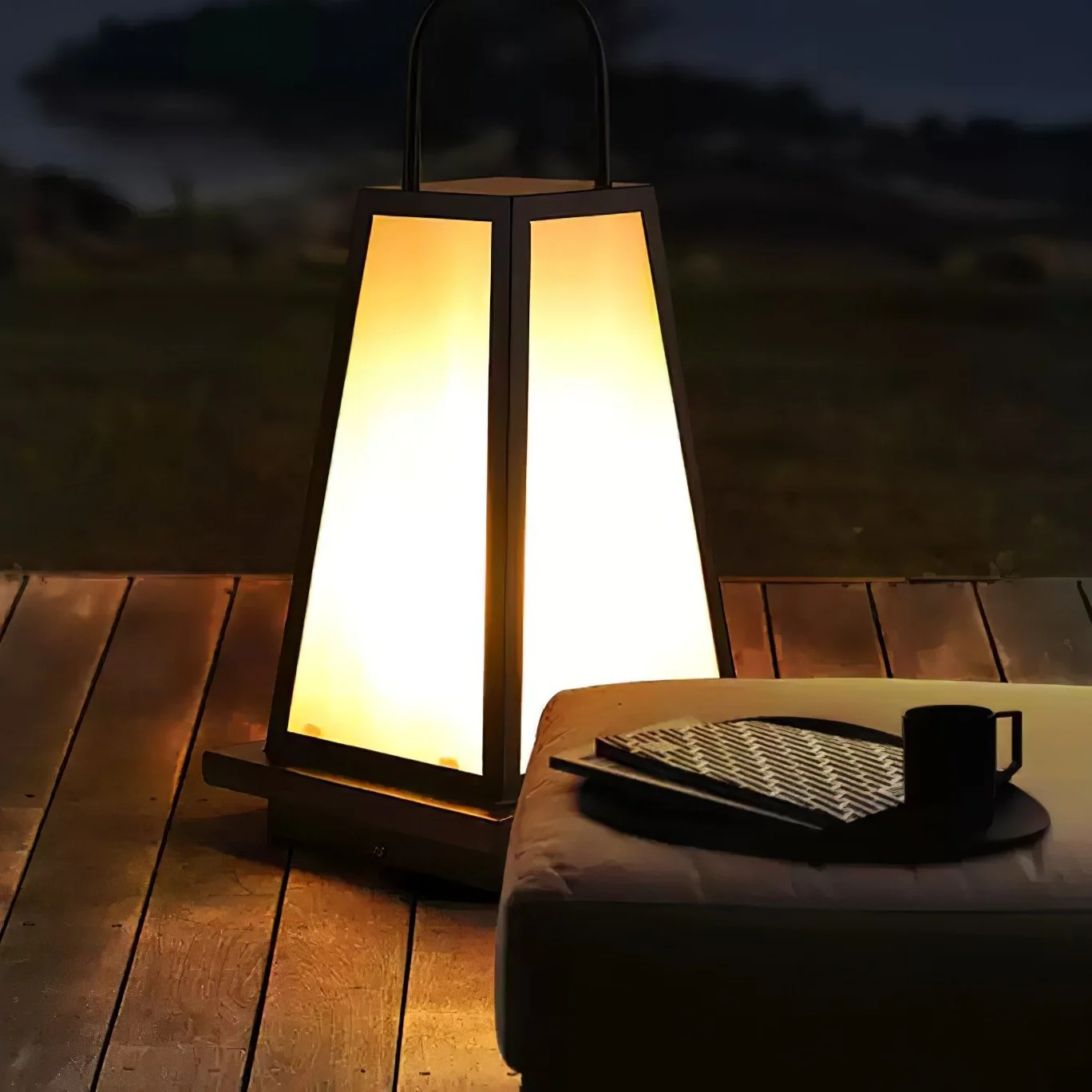 Roam Lantern Solar Outdoor Lamp - Image 19