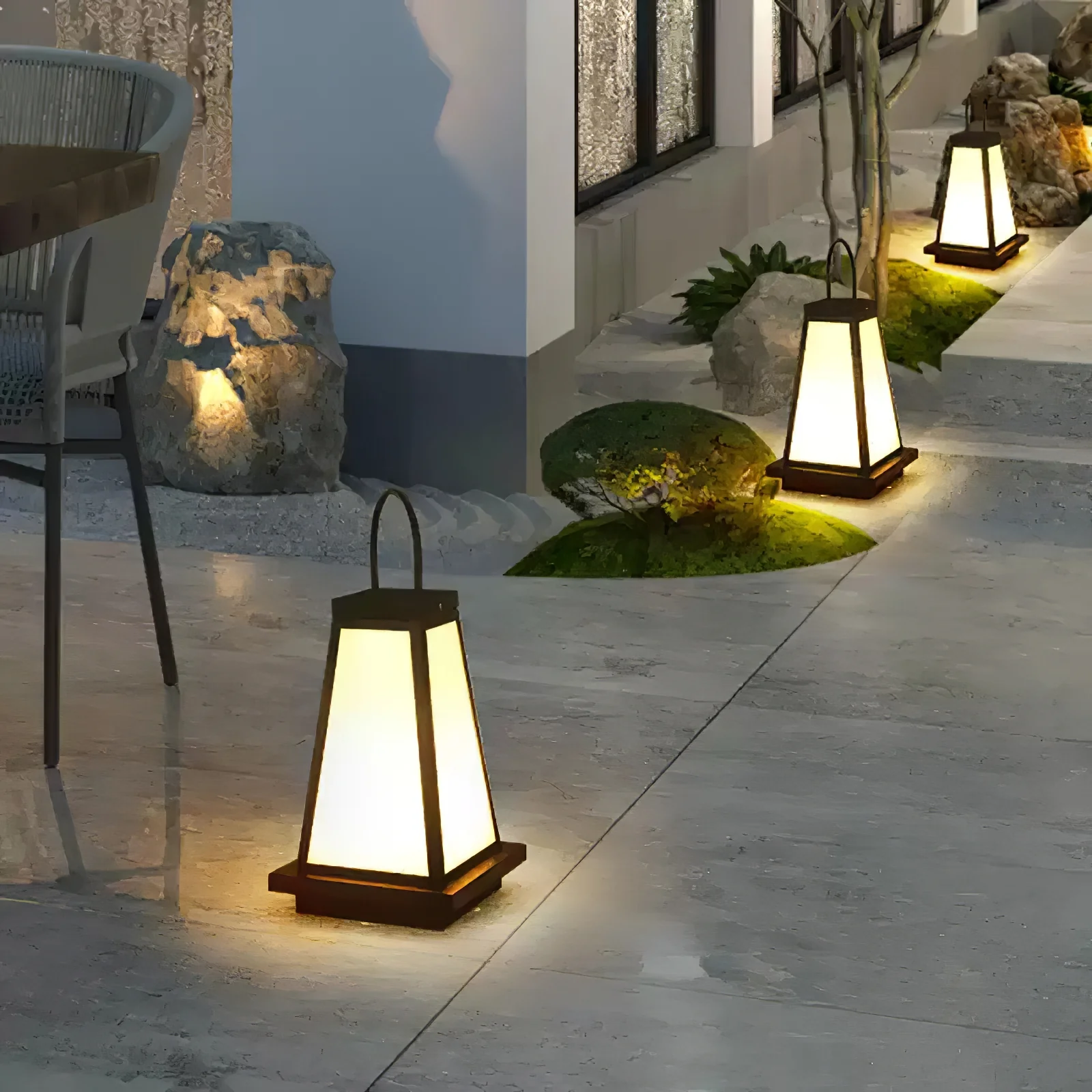 Roam Lantern Solar Outdoor Lamp - Image 43