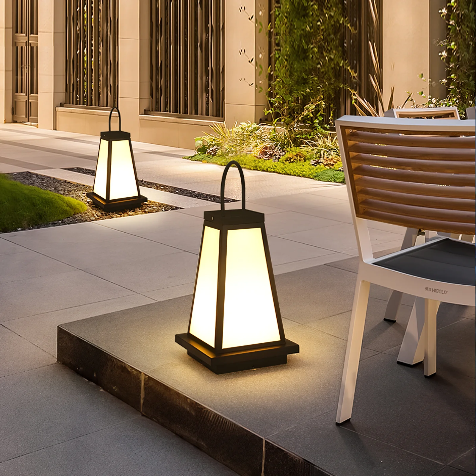 Roam Lantern Solar Outdoor Lamp - Image 45