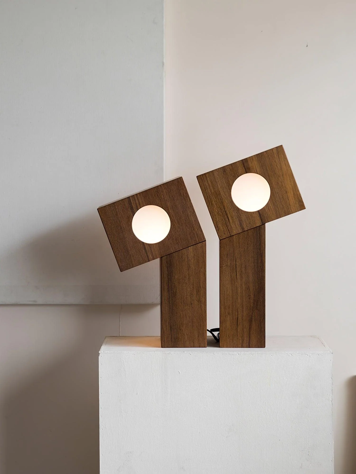 Robort Table Lamp - Image 13