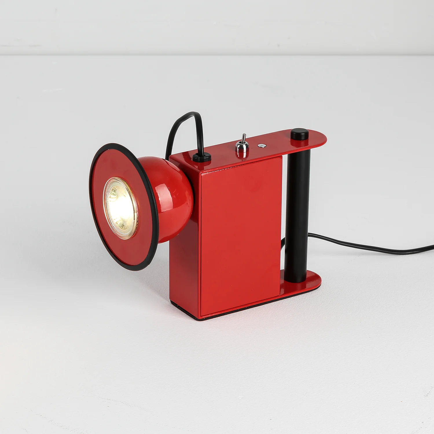 Roland Camera Table Light - Image 17