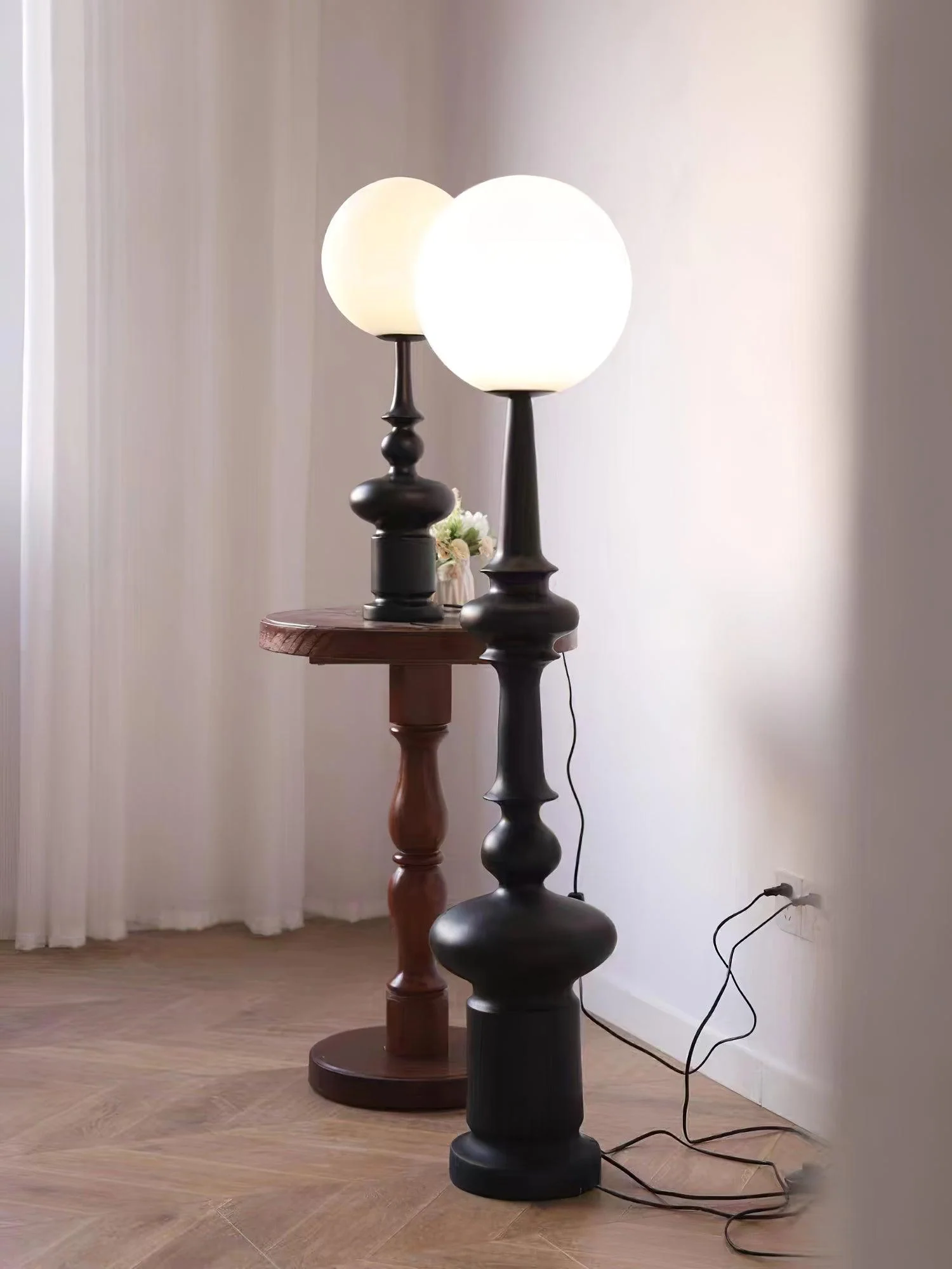 Roman Column Table Lamp - Image 16