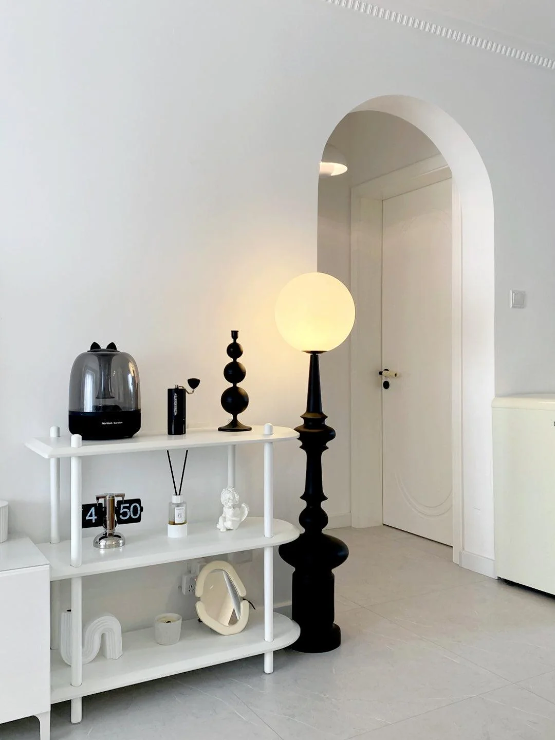 Roman Column Floor Lamp - Image 19
