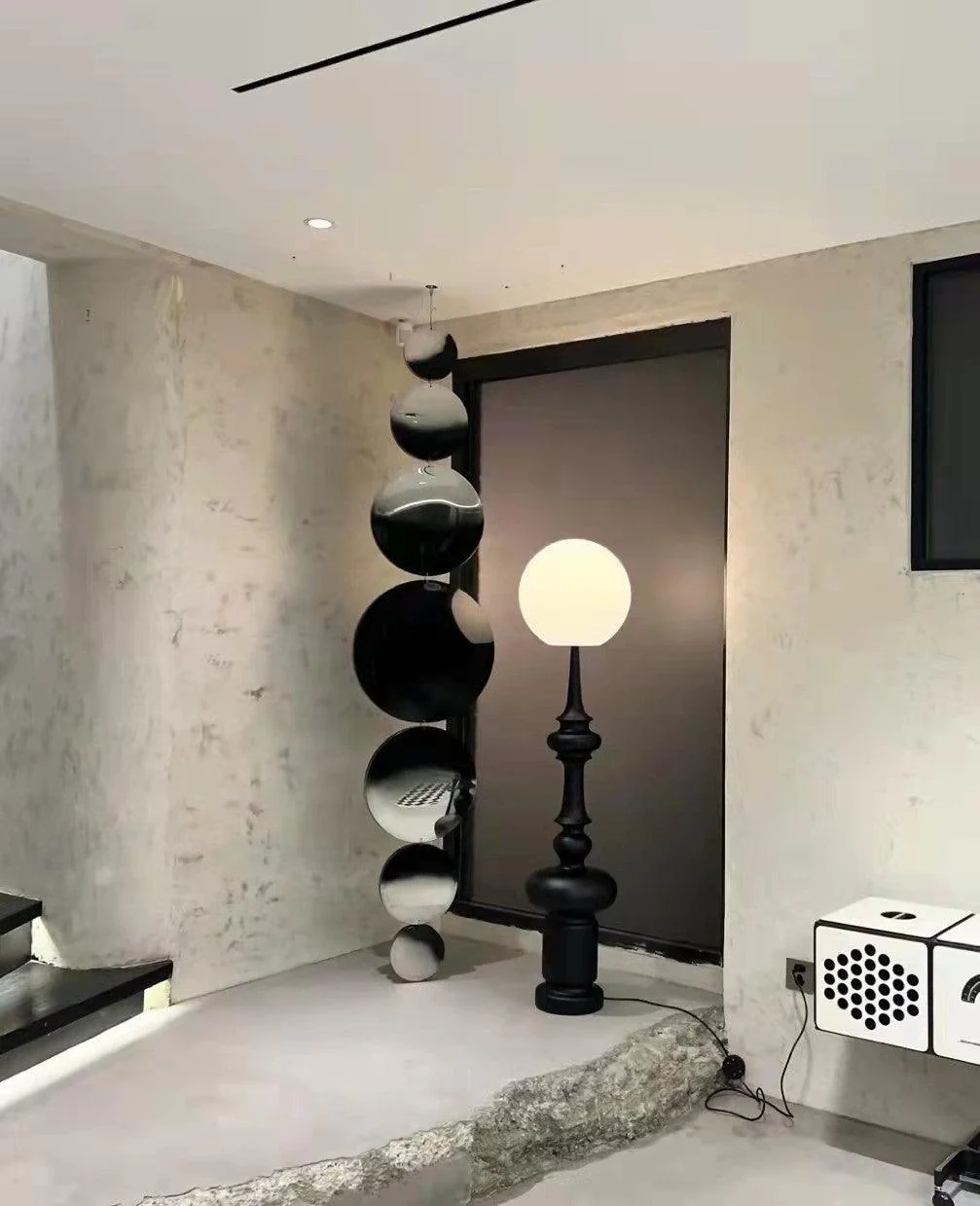 Roman Column Floor Lamp - Image 31