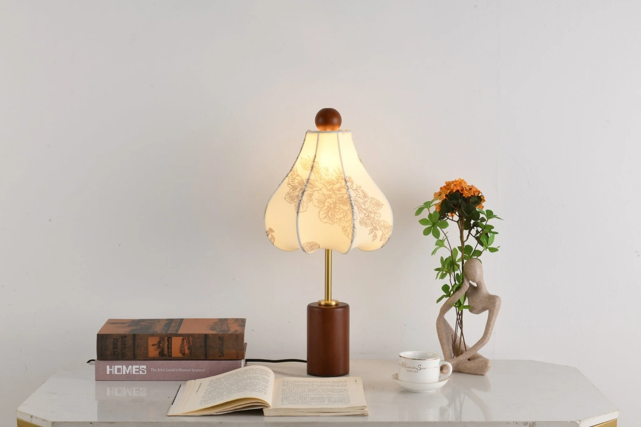 Roselle Vintage Table Lamp - Image 12