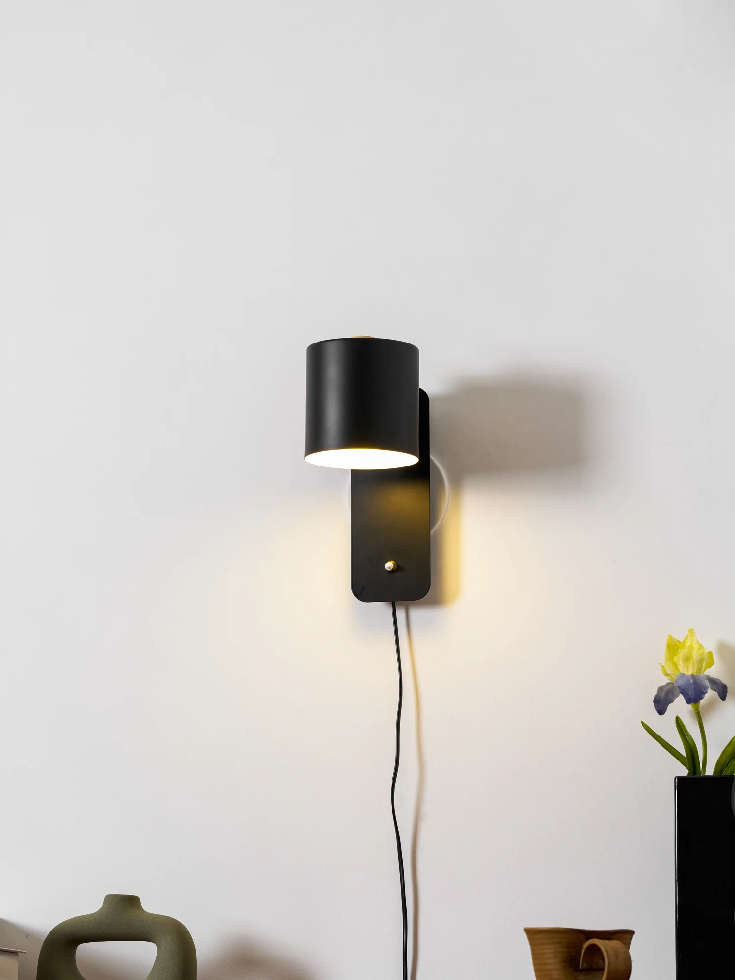 Rotatable Cylinder Plug-in Wall Lamp - Image 18