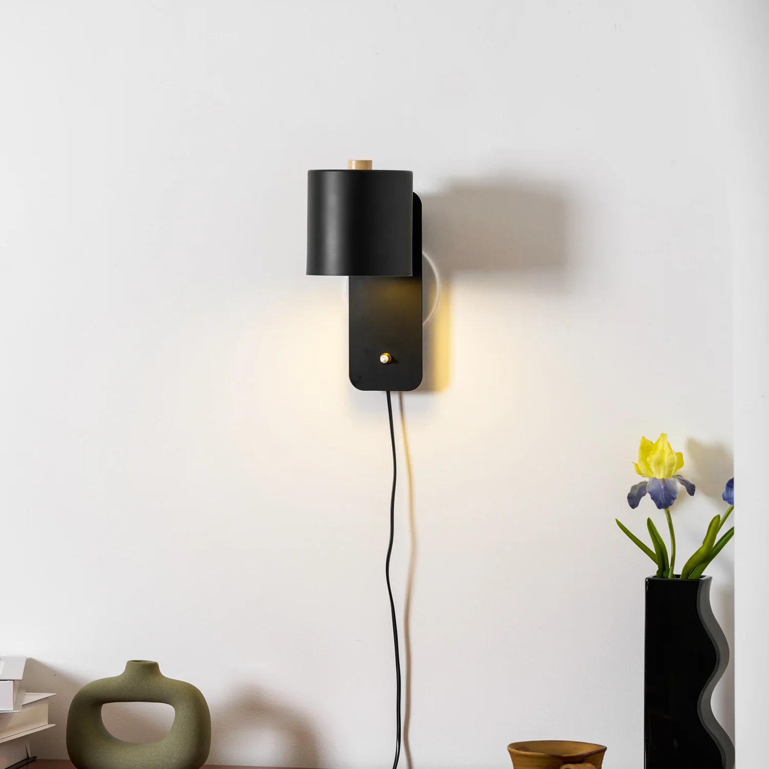 Rotatable Cylinder Plug-in Wall Lamp - Image 27