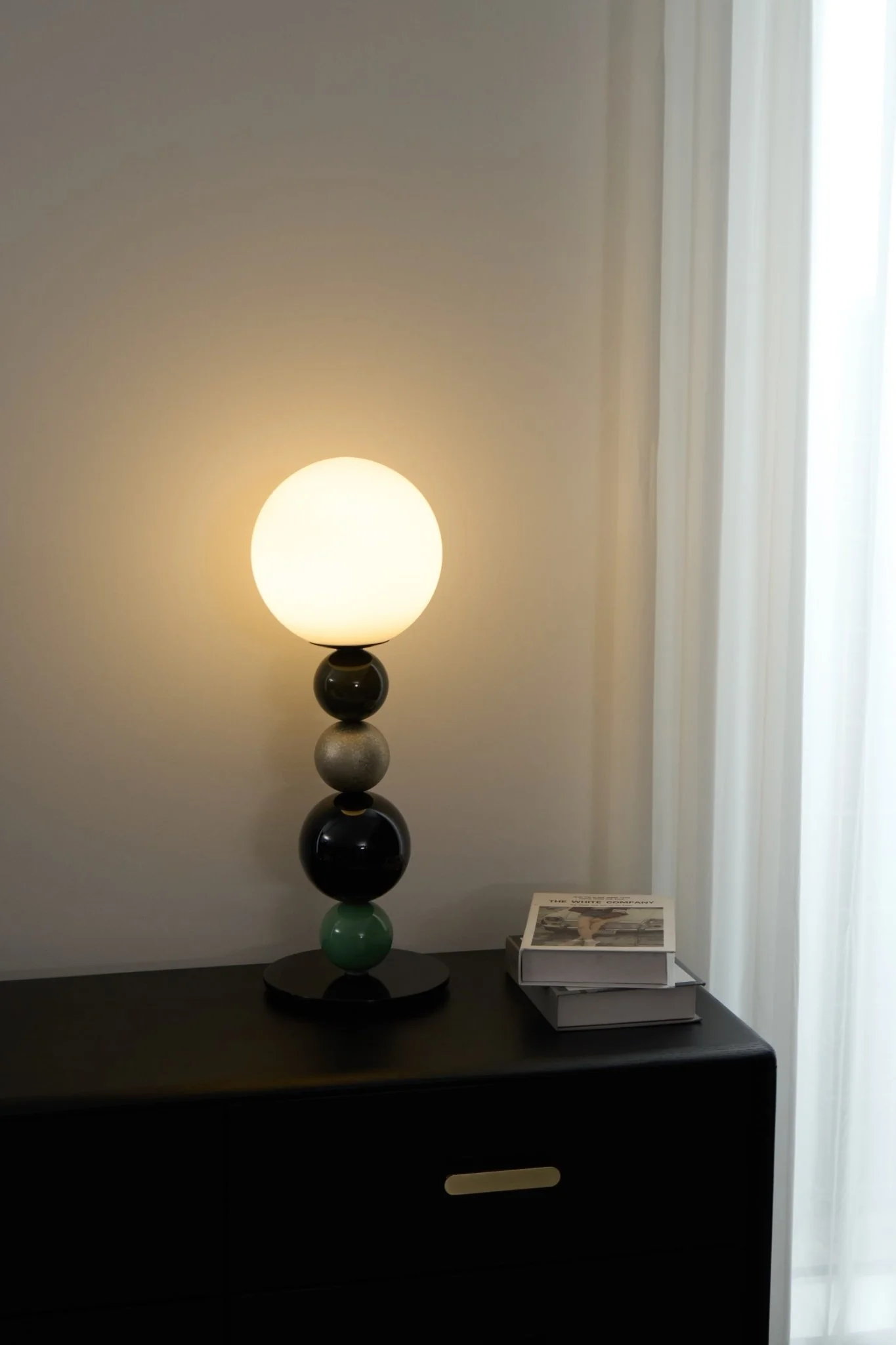 Round Balls Stacking Table Lamp - Image 47