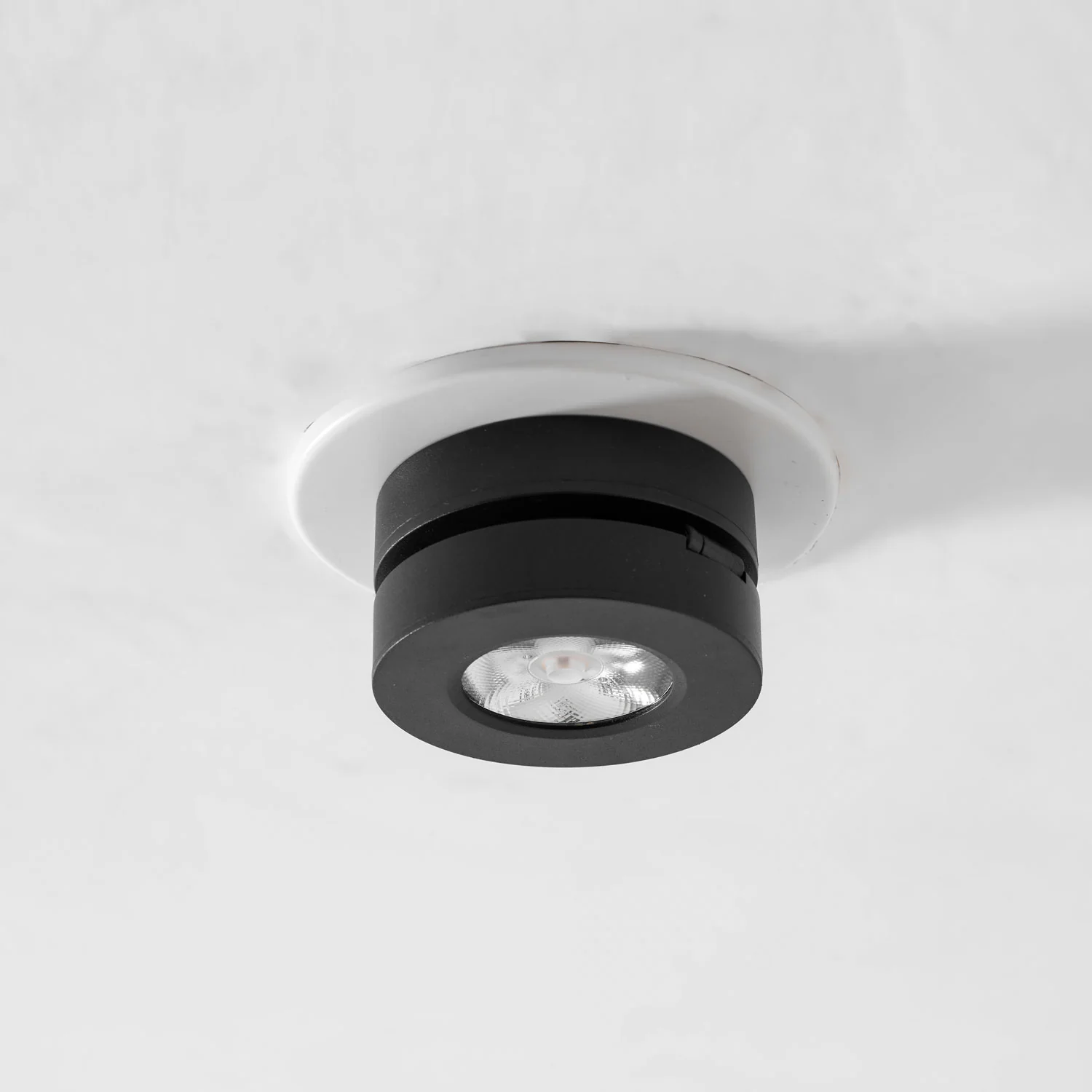 Round Rotating LED Downlight - Image 41