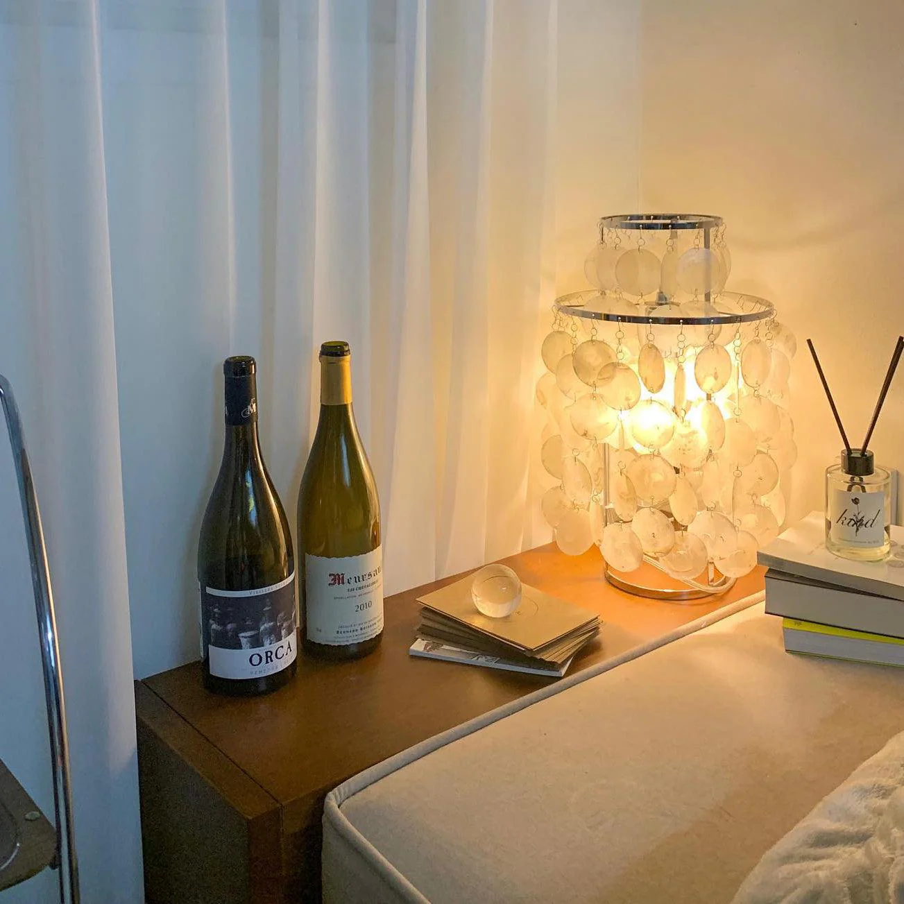 Round Shell Table Lamp - Image 3