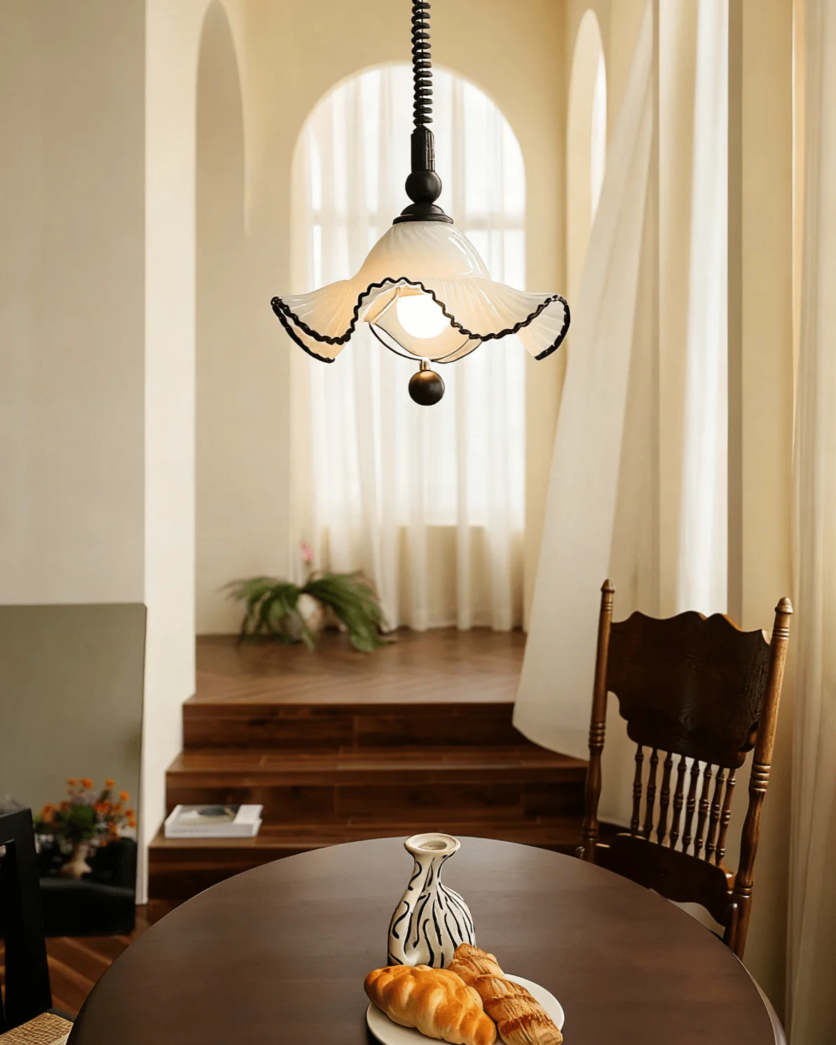 Ruffled Shade Pendant Lamp - Image 4