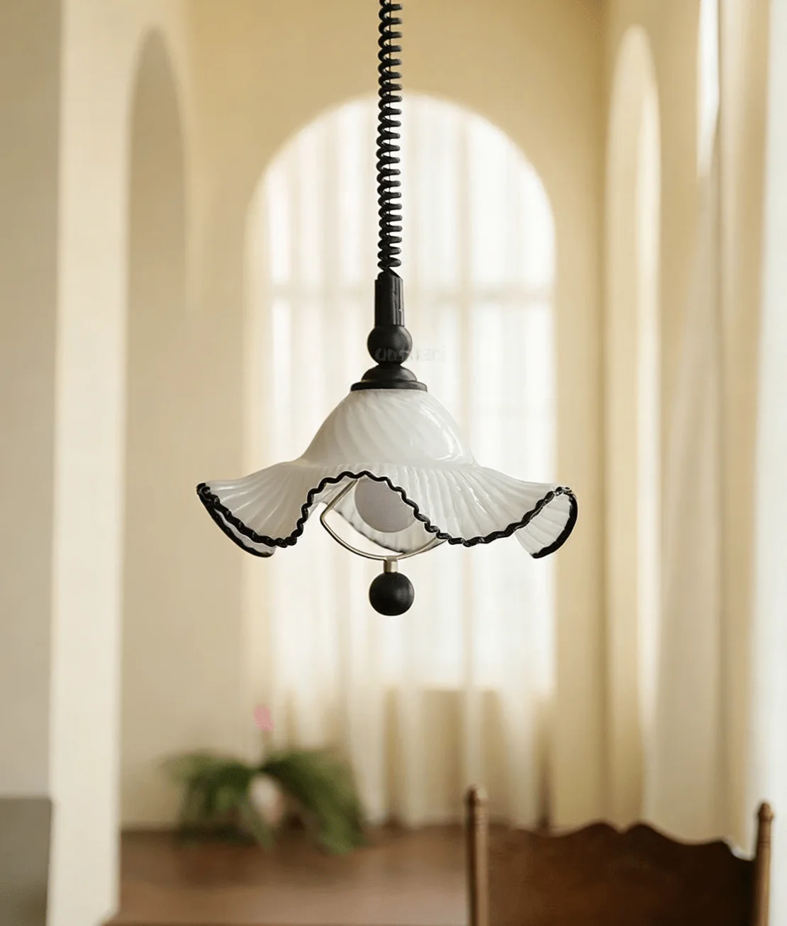Ruffled Shade Pendant Lamp - Image 9