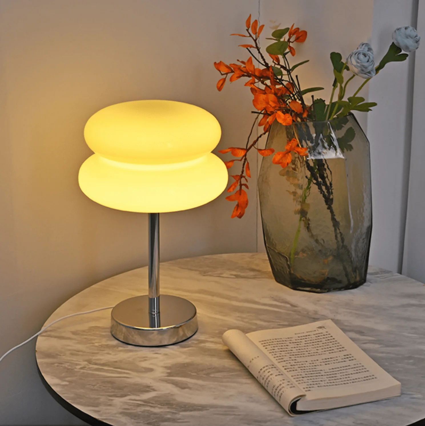 Saturn Glide Glass Table Lamp - Image 11