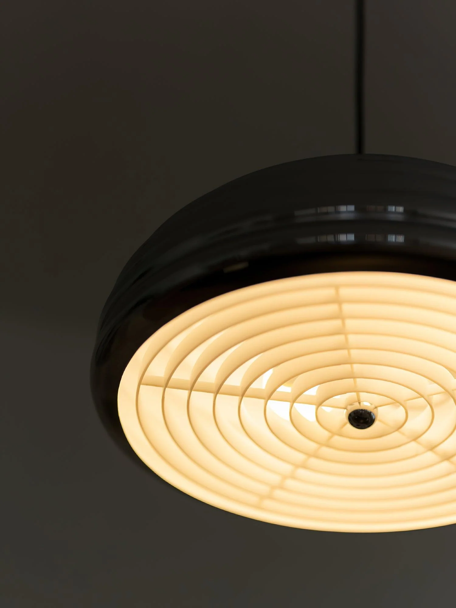 Saturno Chrome Pendant Lamp - Image 16