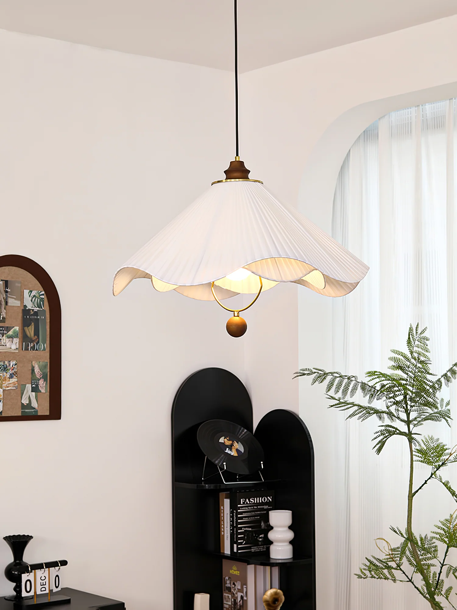 Scallop Edge Pendant Light - Image 4
