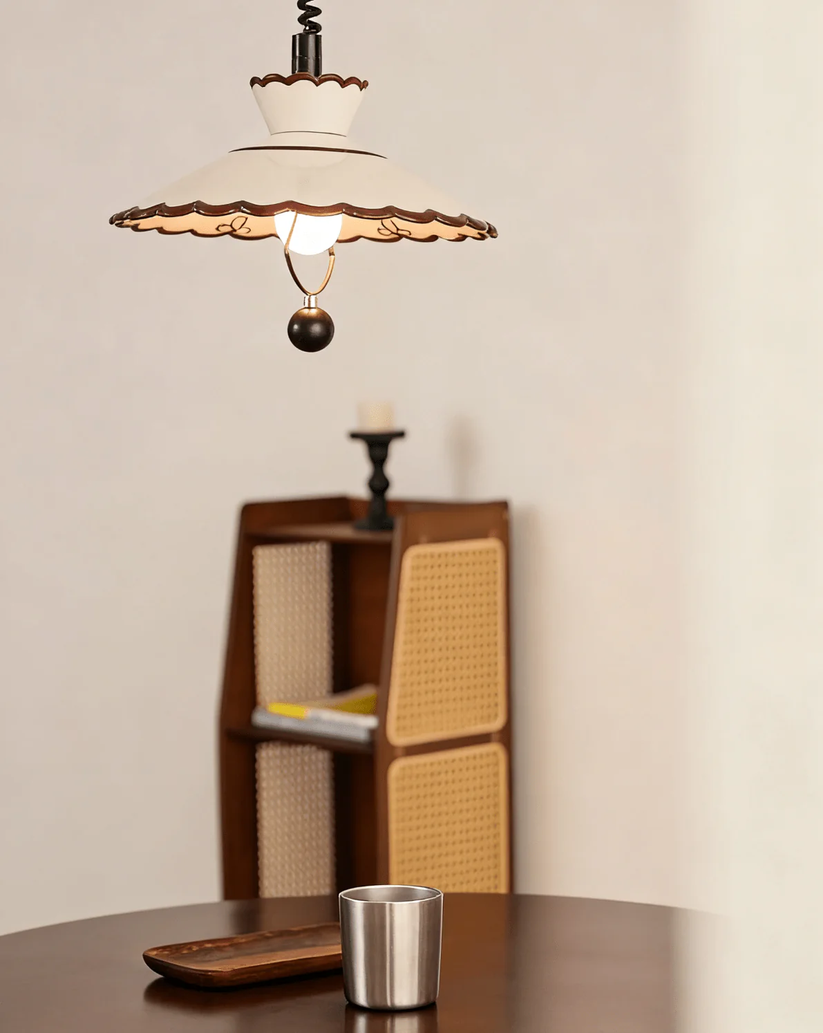 Scalloped Edge Pendant Lamp - Image 5