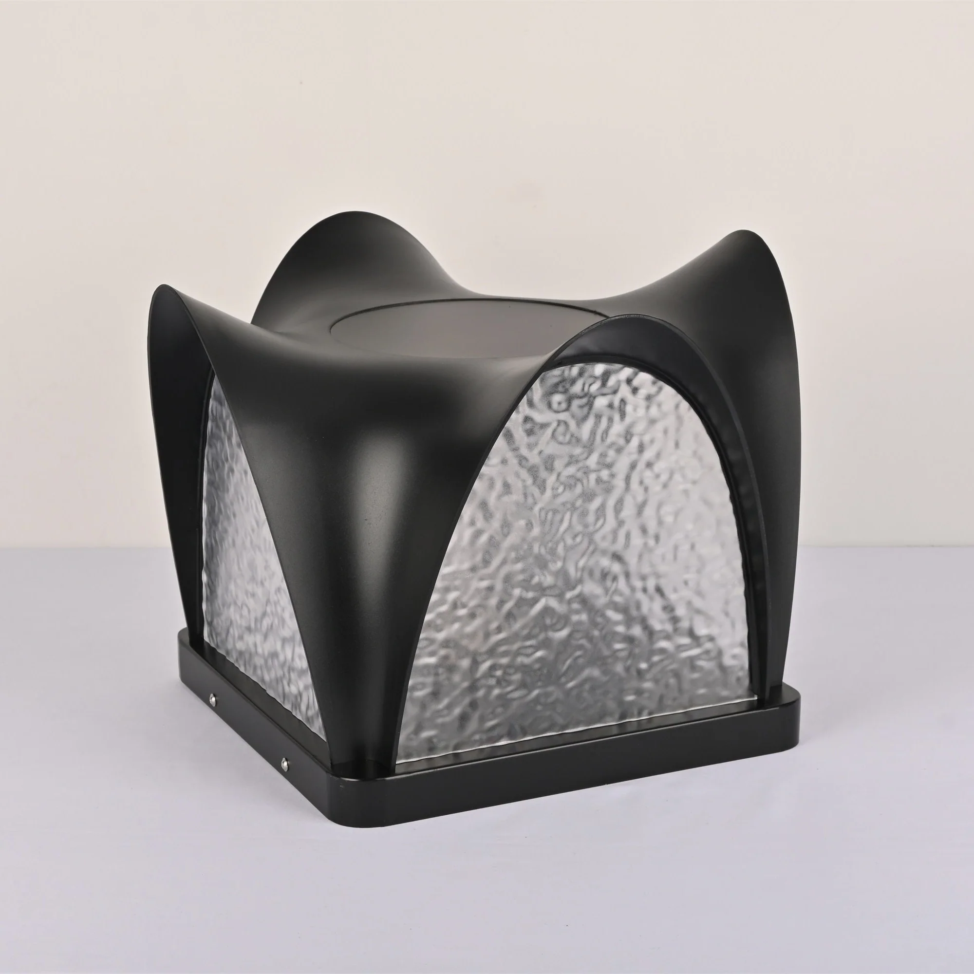 Sculptform Outdoor Light - Image 15