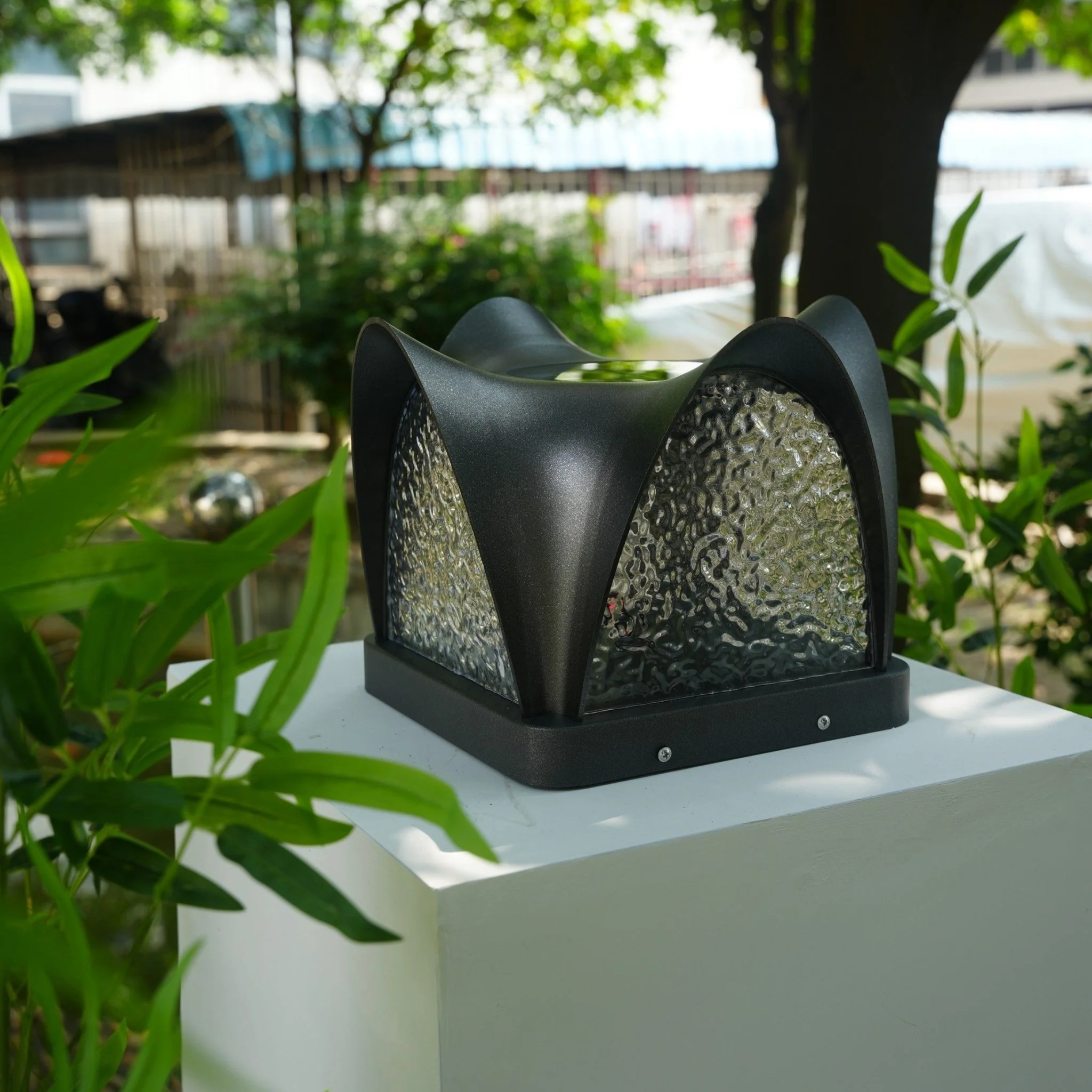 Sculptform Solar Outdoor Light - Image 20