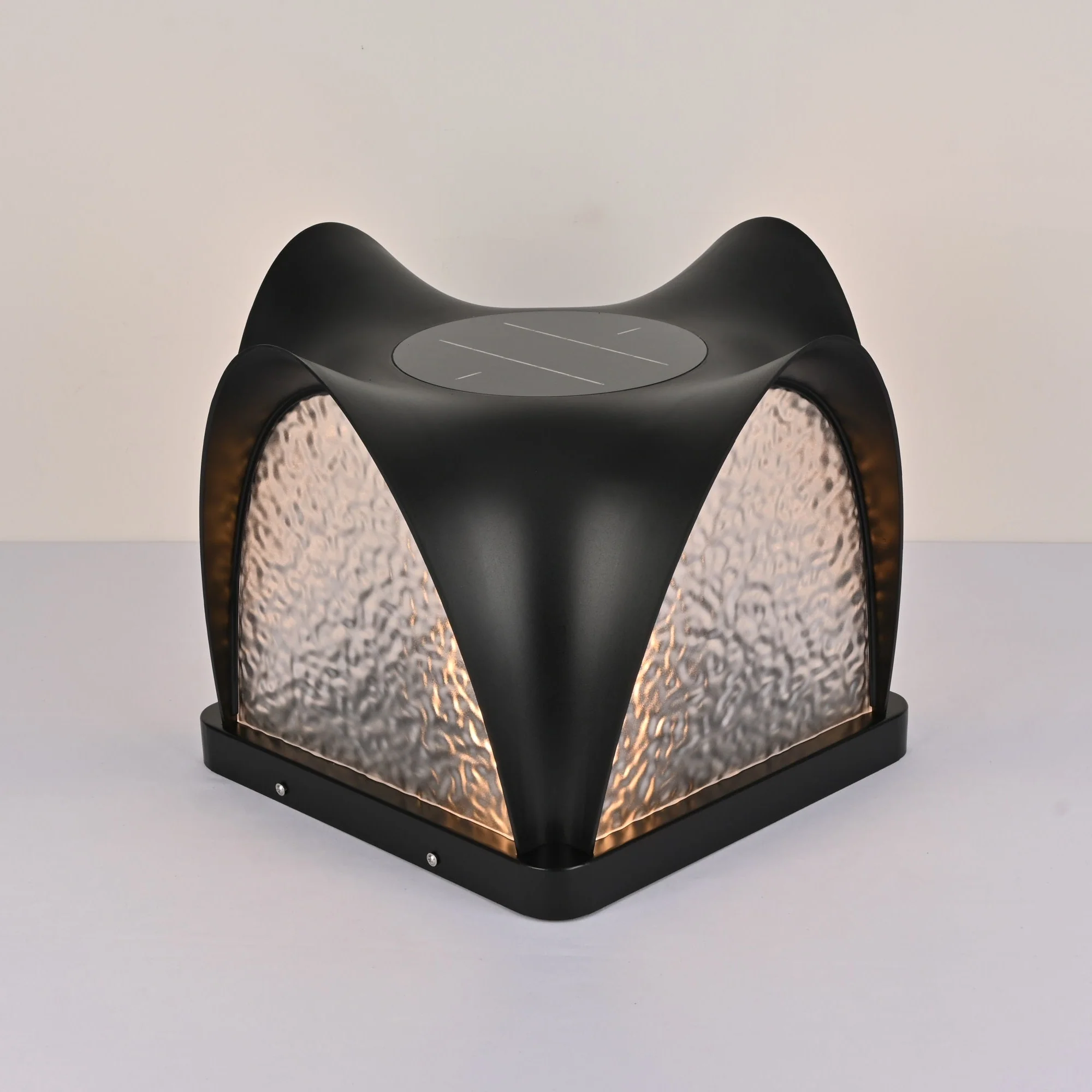 Sculptform Solar Outdoor Light - Image 6