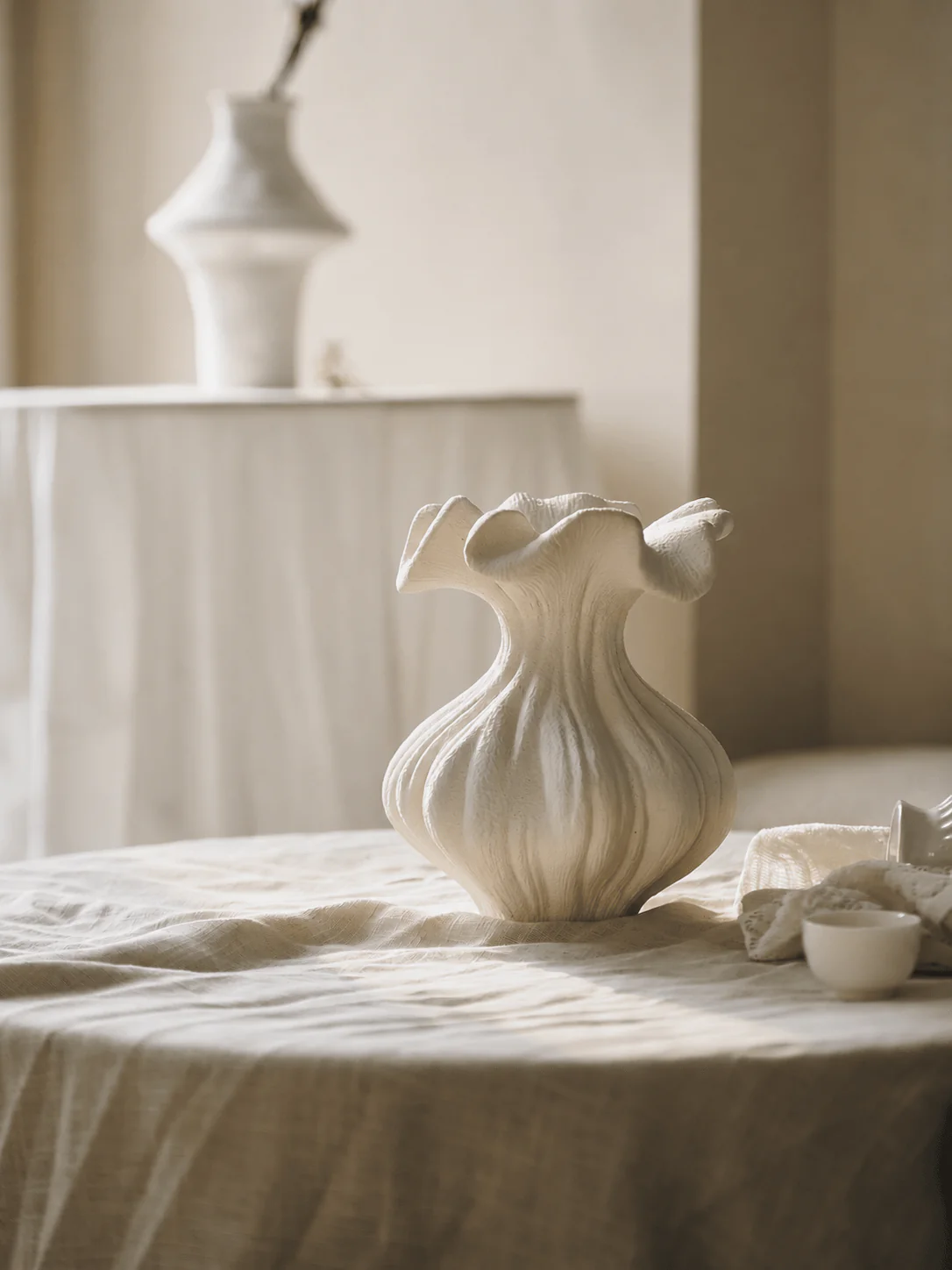 Sculptural Sand Texture Ivory Vase - Image 5