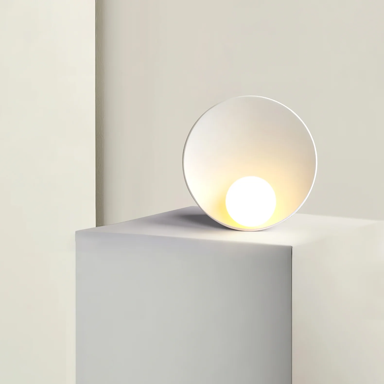 Seashell Resin Wall Lamp - Image 12