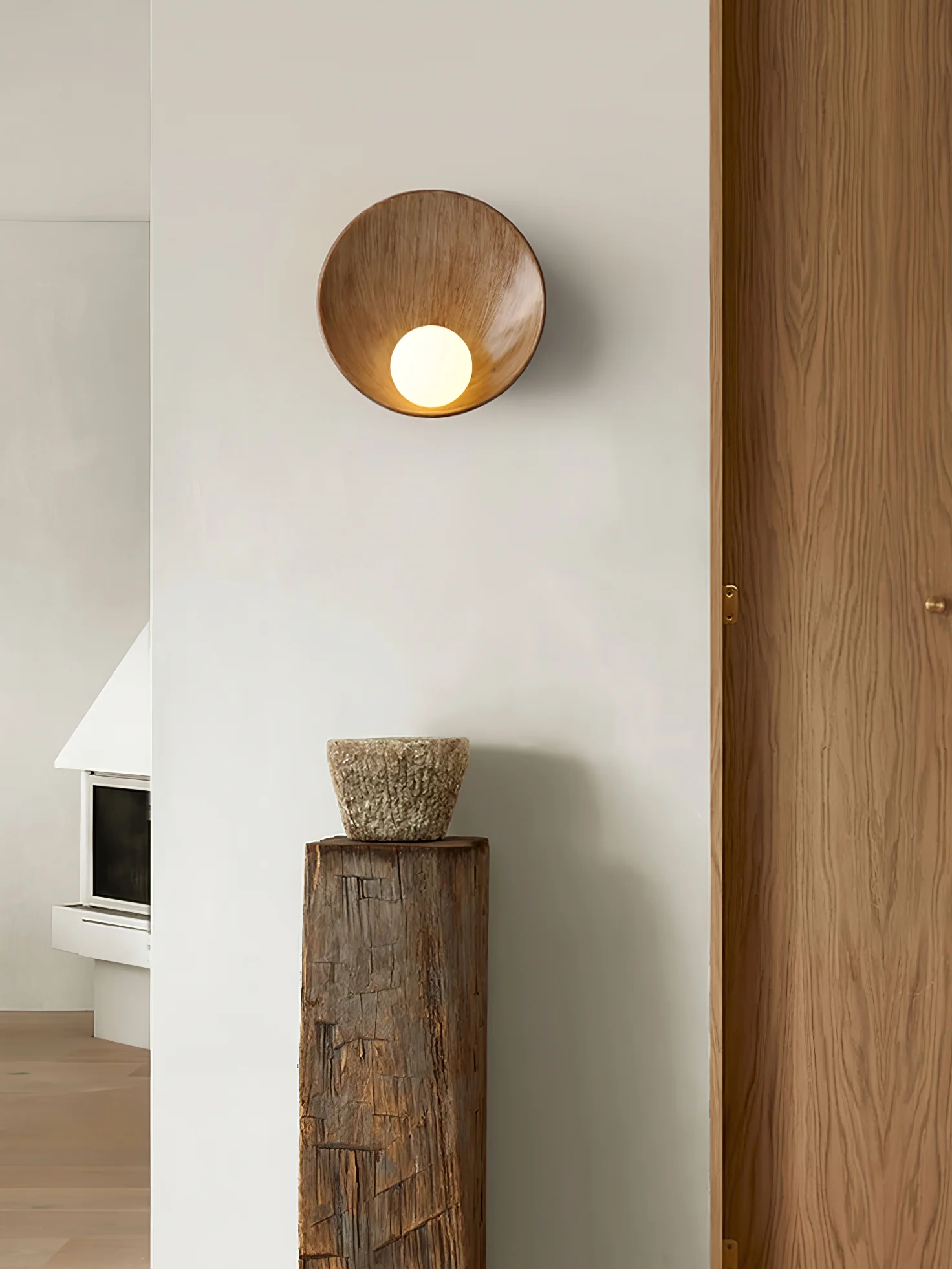 Seashell Resin Wall Lamp - Image 16