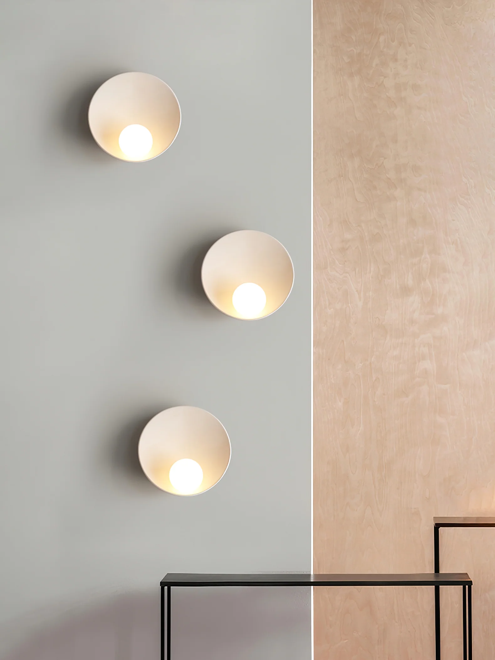 Seashell Resin Wall Lamp - Image 4