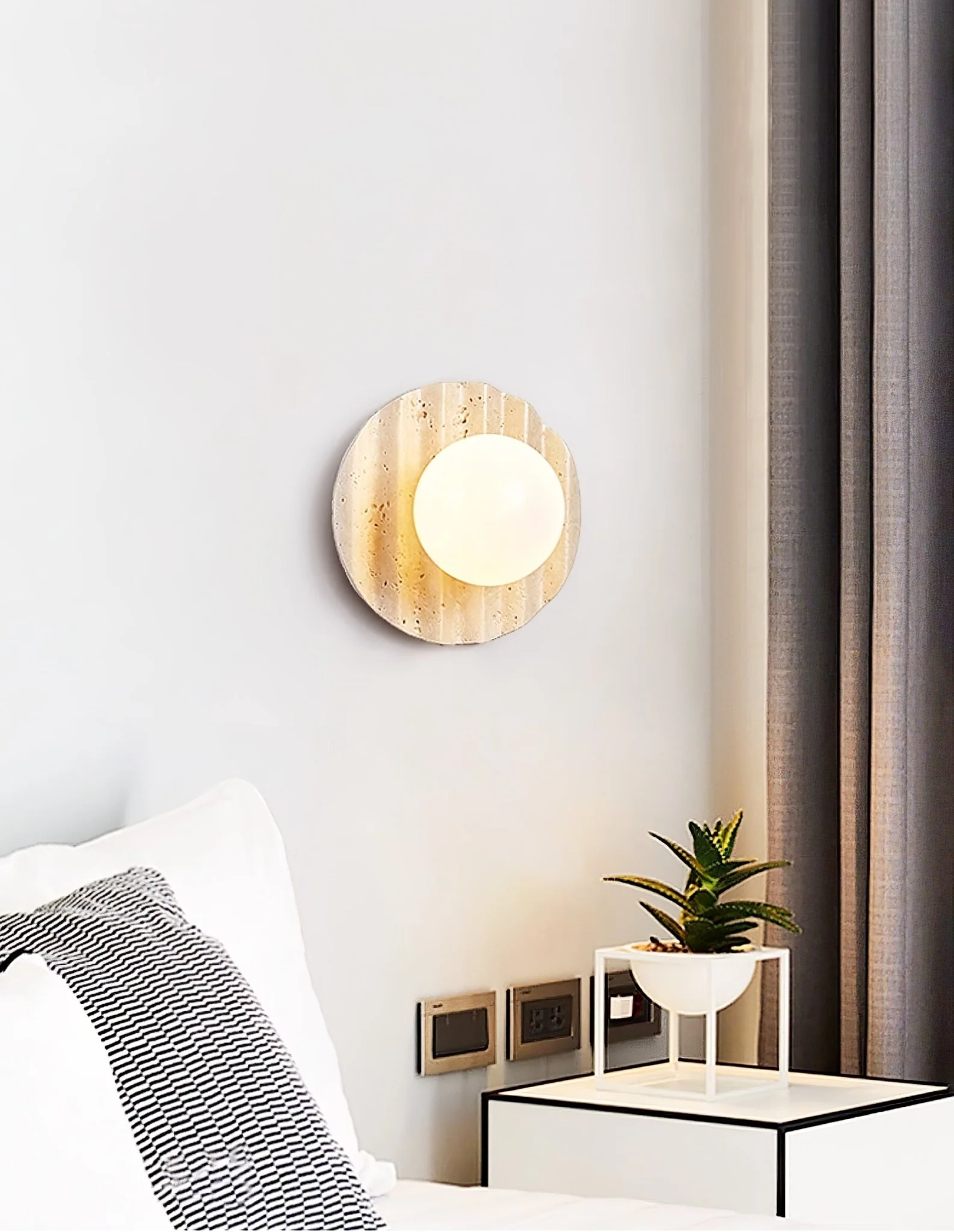 Selorar Travertine Wall Light - Image 2
