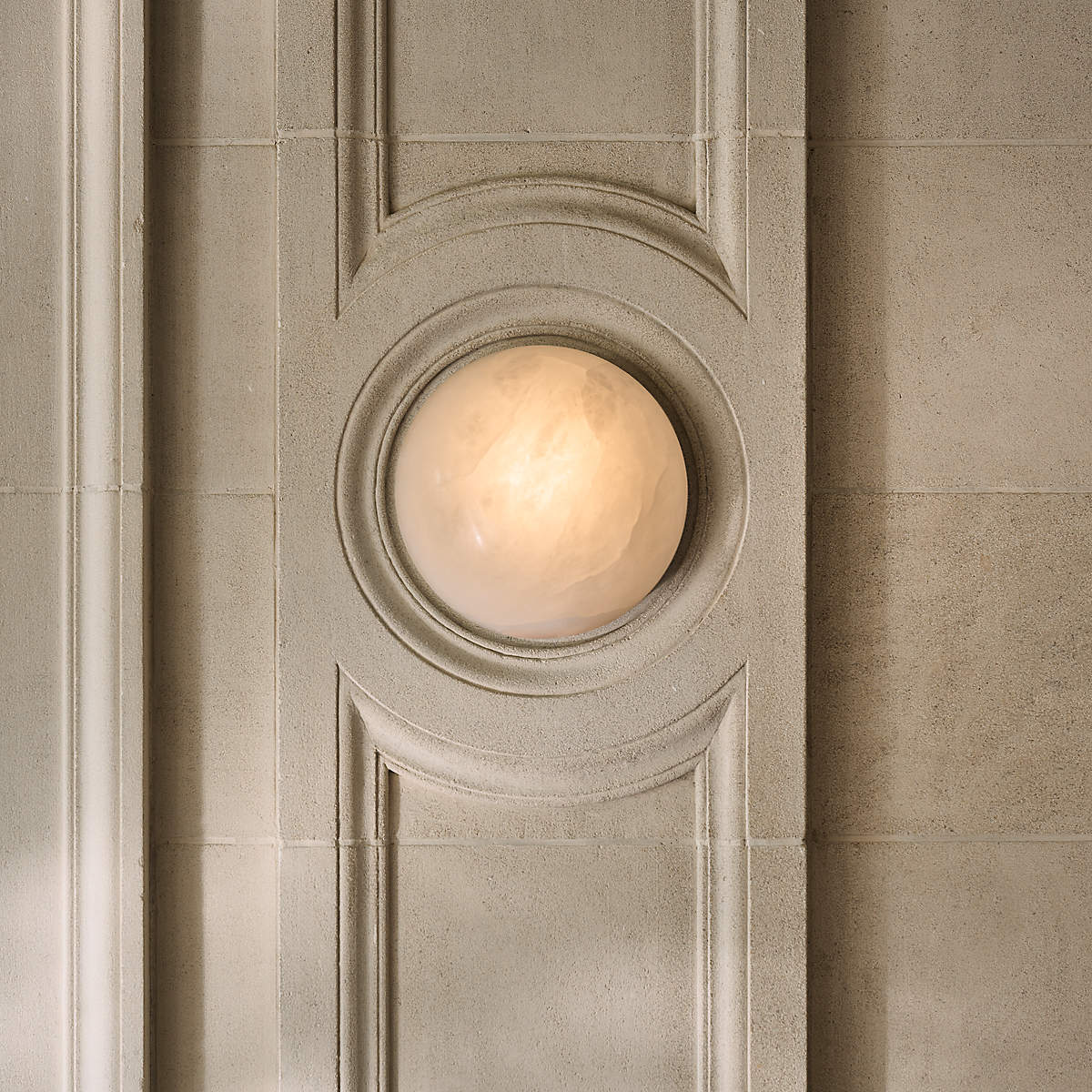 Semicircular Alabaster Wall Lamp - Image 6