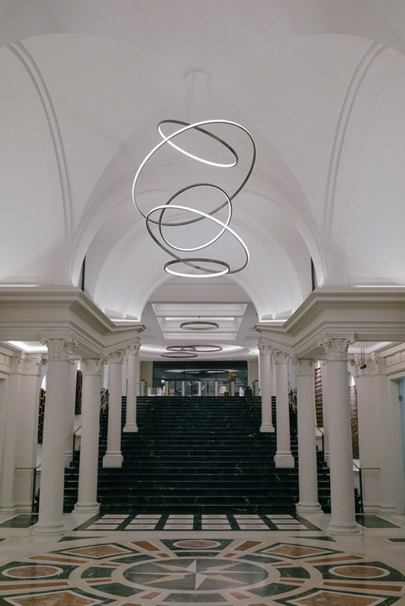 Serenitas Chandelier - Image 8