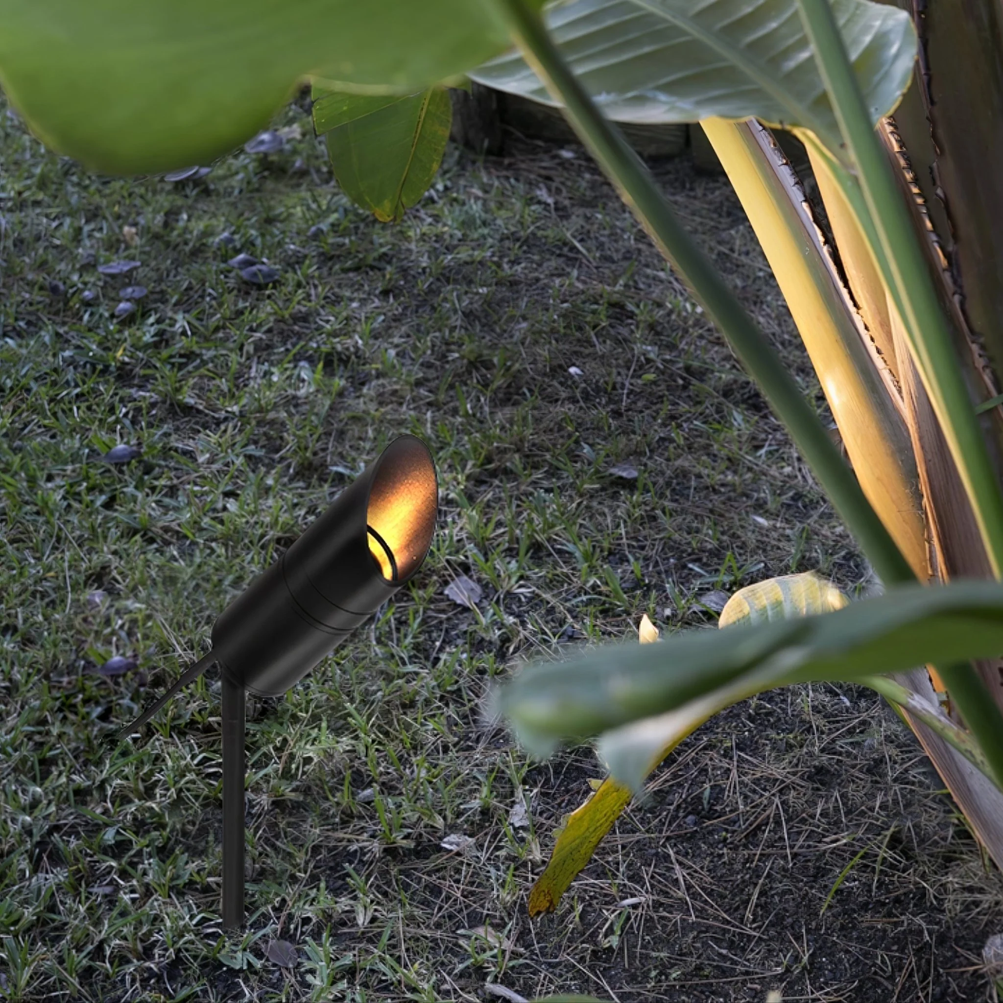 Shadow Pierce Ground Spike Light - Image 2