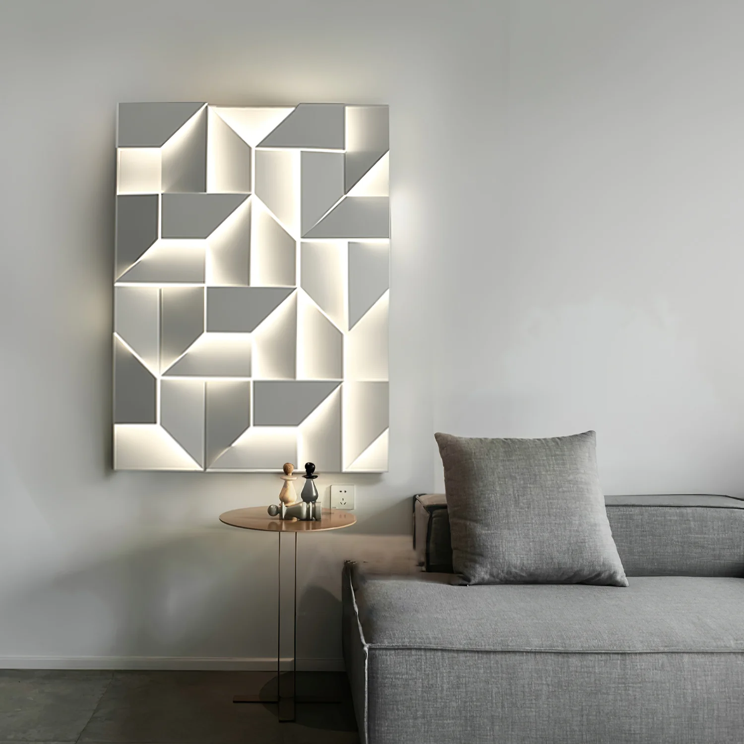 Shadows Grand Sconce - Image 8