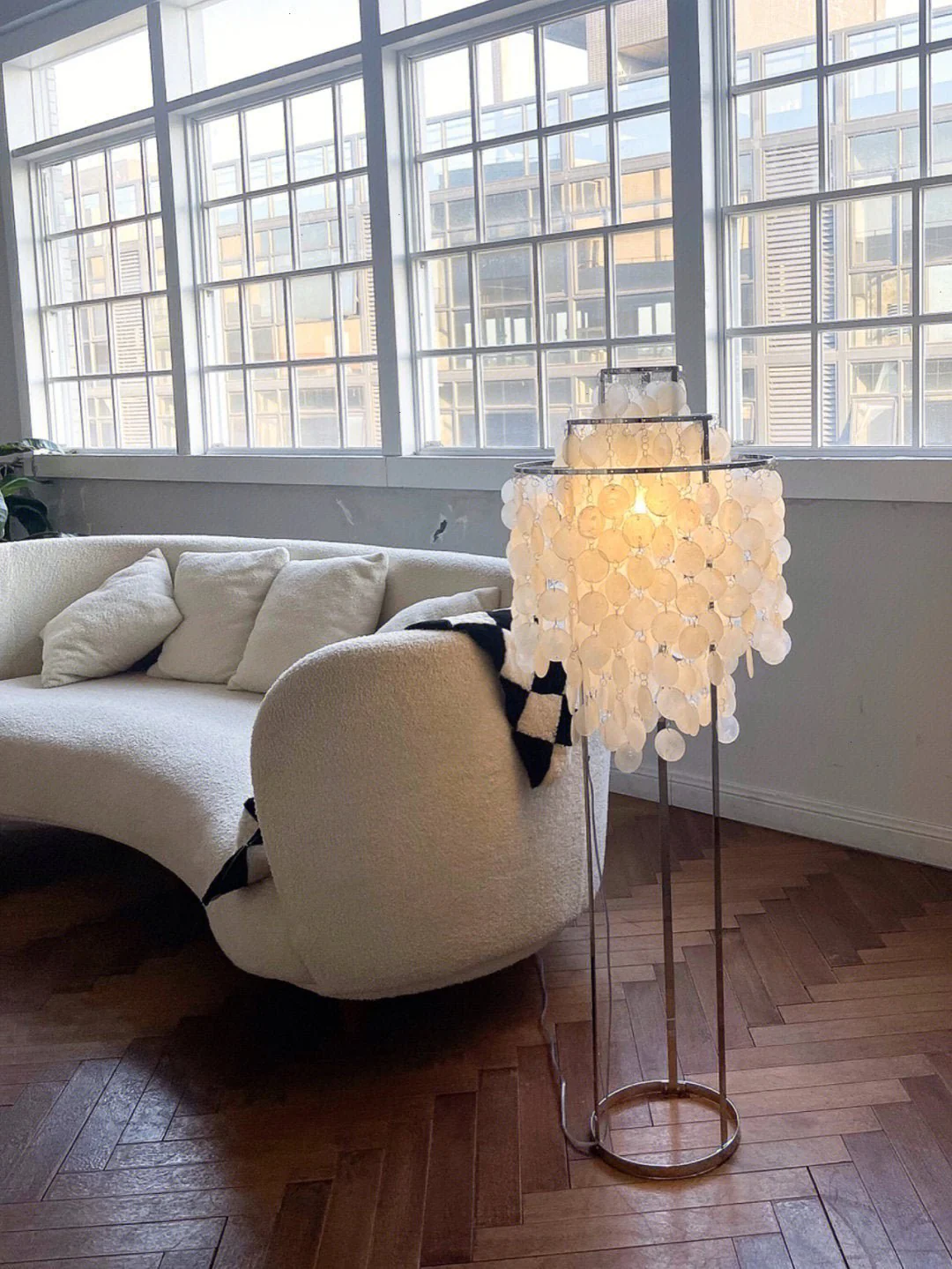 Shell Floor Lamp - Image 15